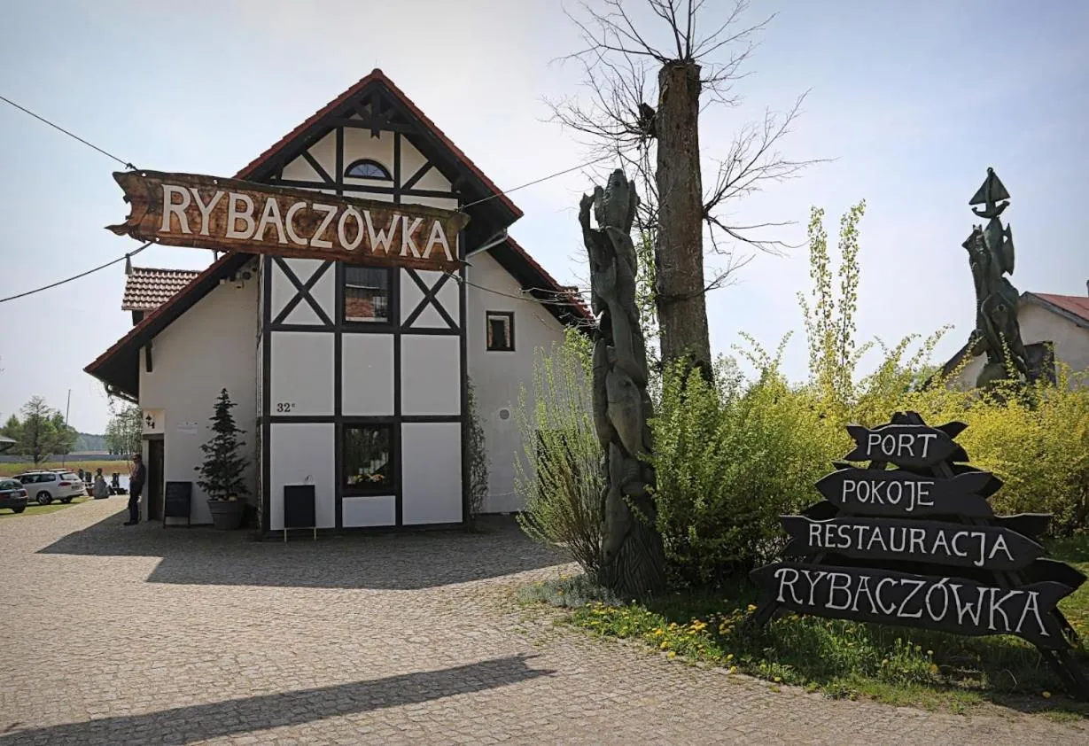 Pensjonat Rybaczówka - noclegi, restauracja, port