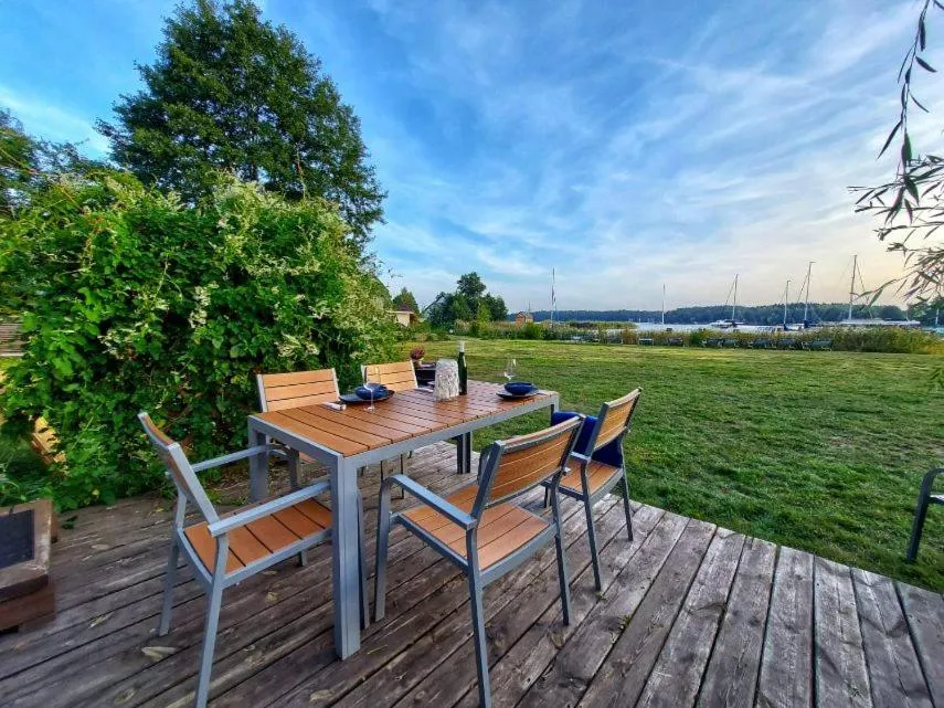 Pensjonat Rybaczówka - noclegi, restauracja, port