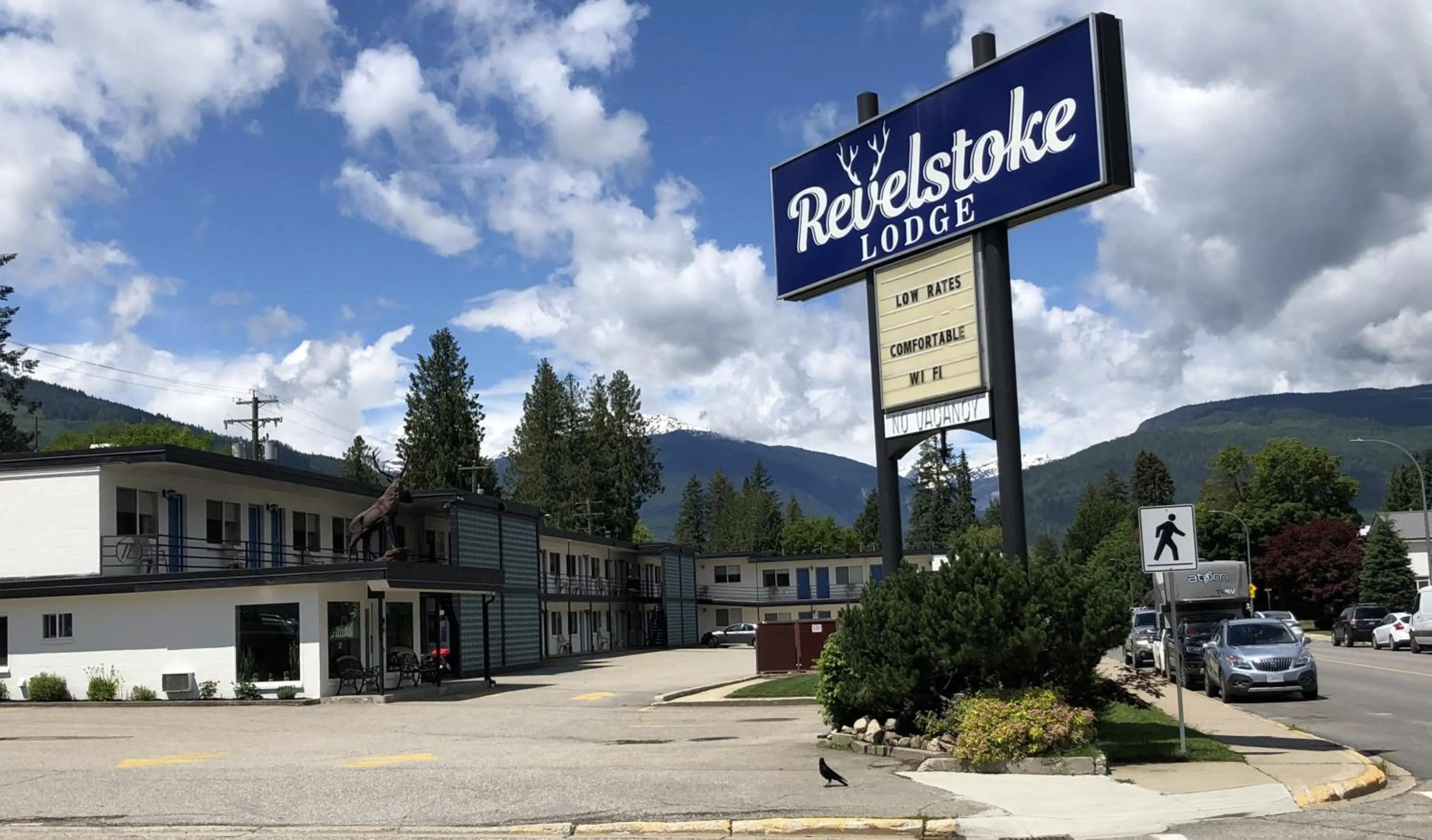 Property building in Revelstoke Lodge