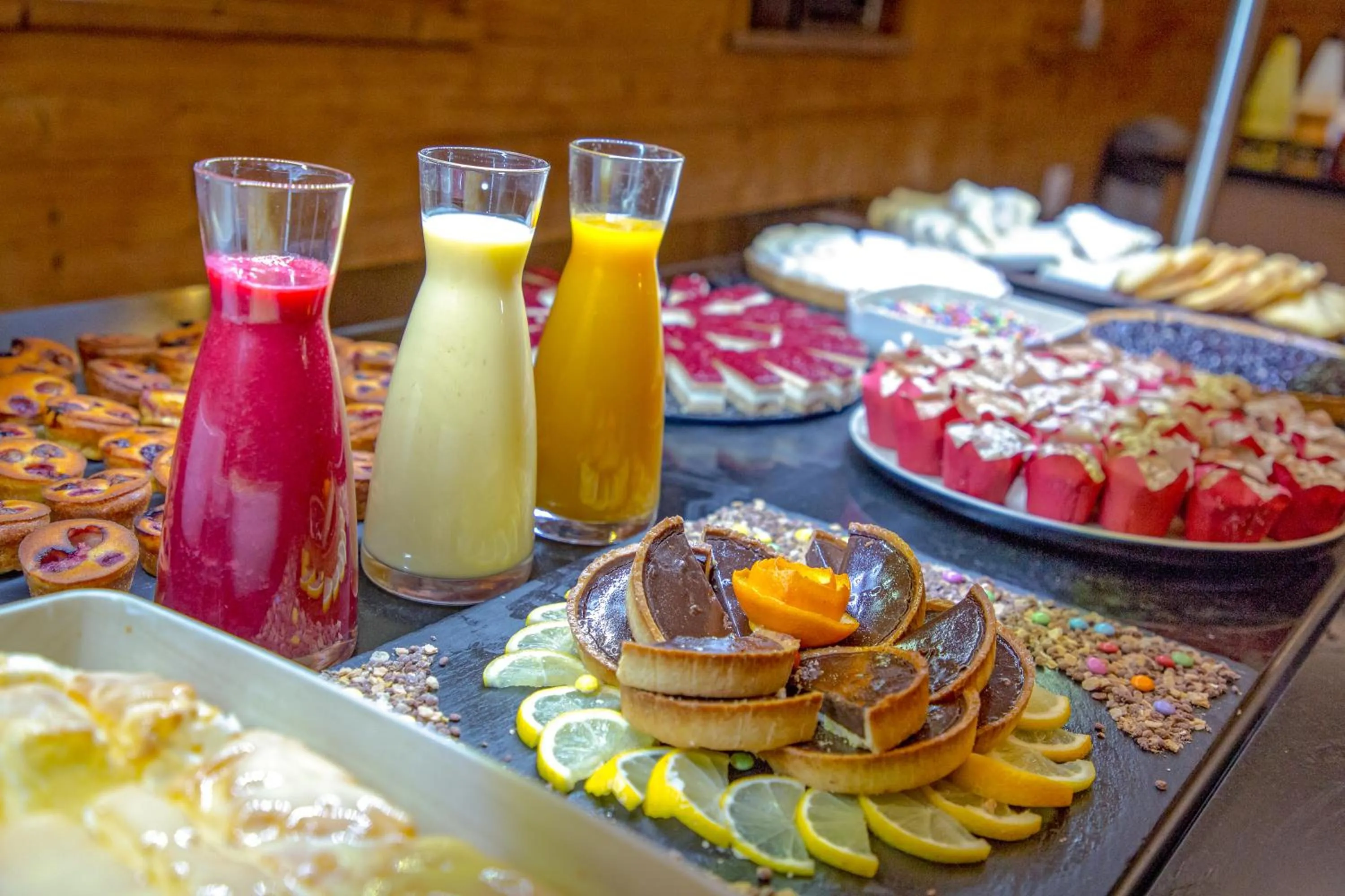 Restaurant/places to eat in SOWELL HOTELS Le Pas du Loup