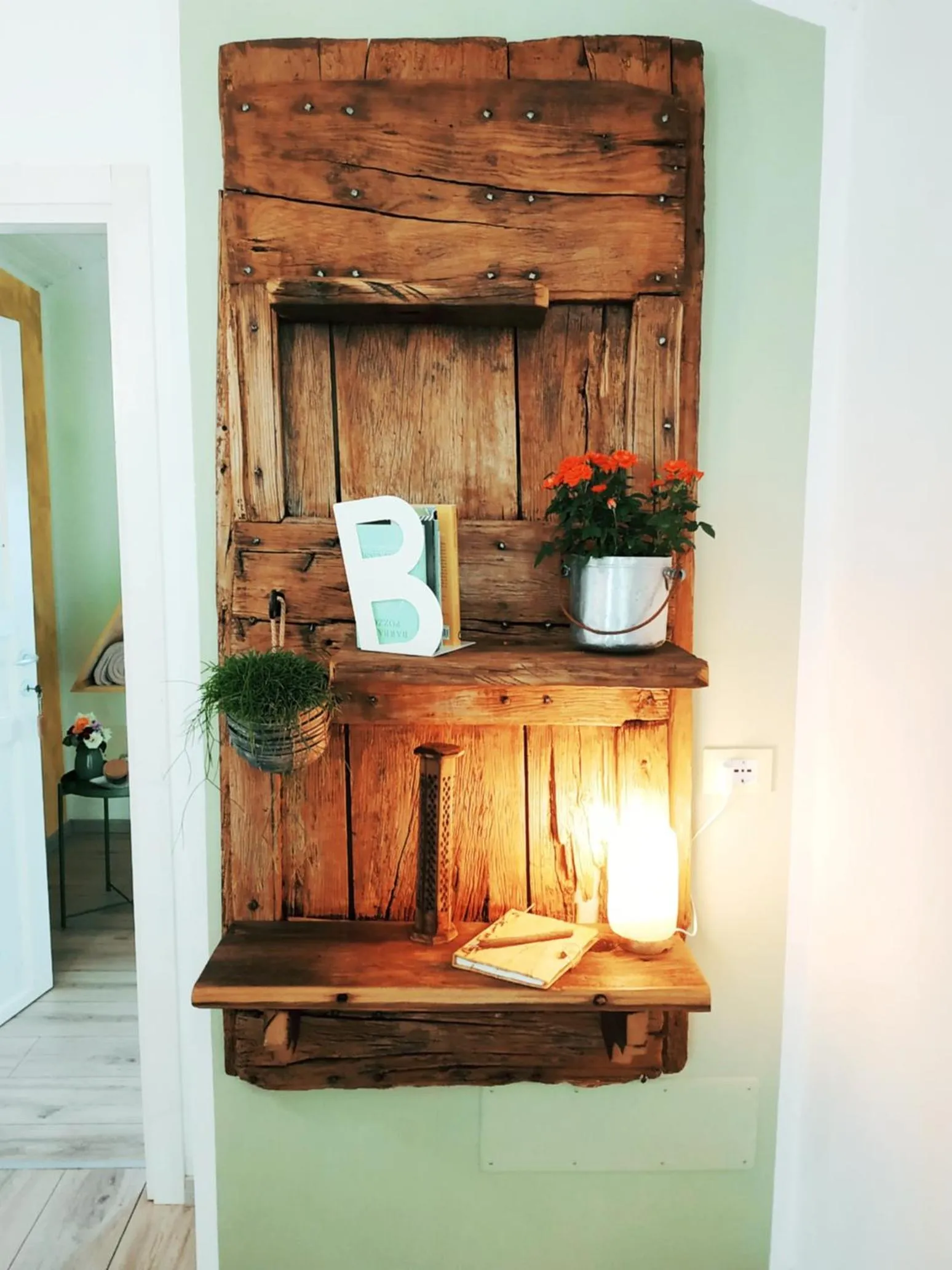 Decorative detail in B&B Botton d'Oro Valle Imagna