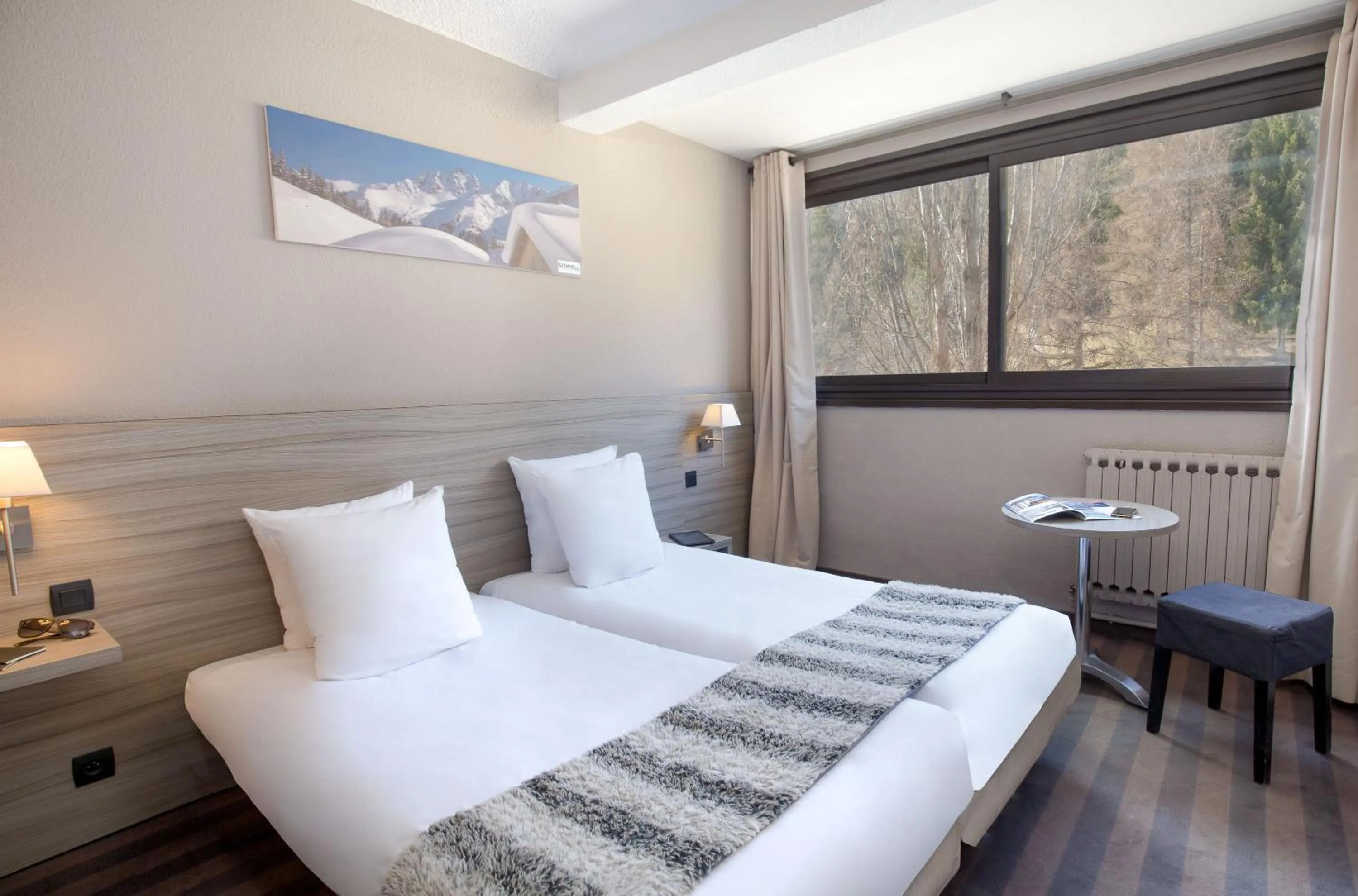 Bedroom, Bed in SOWELL Family Les Bergers