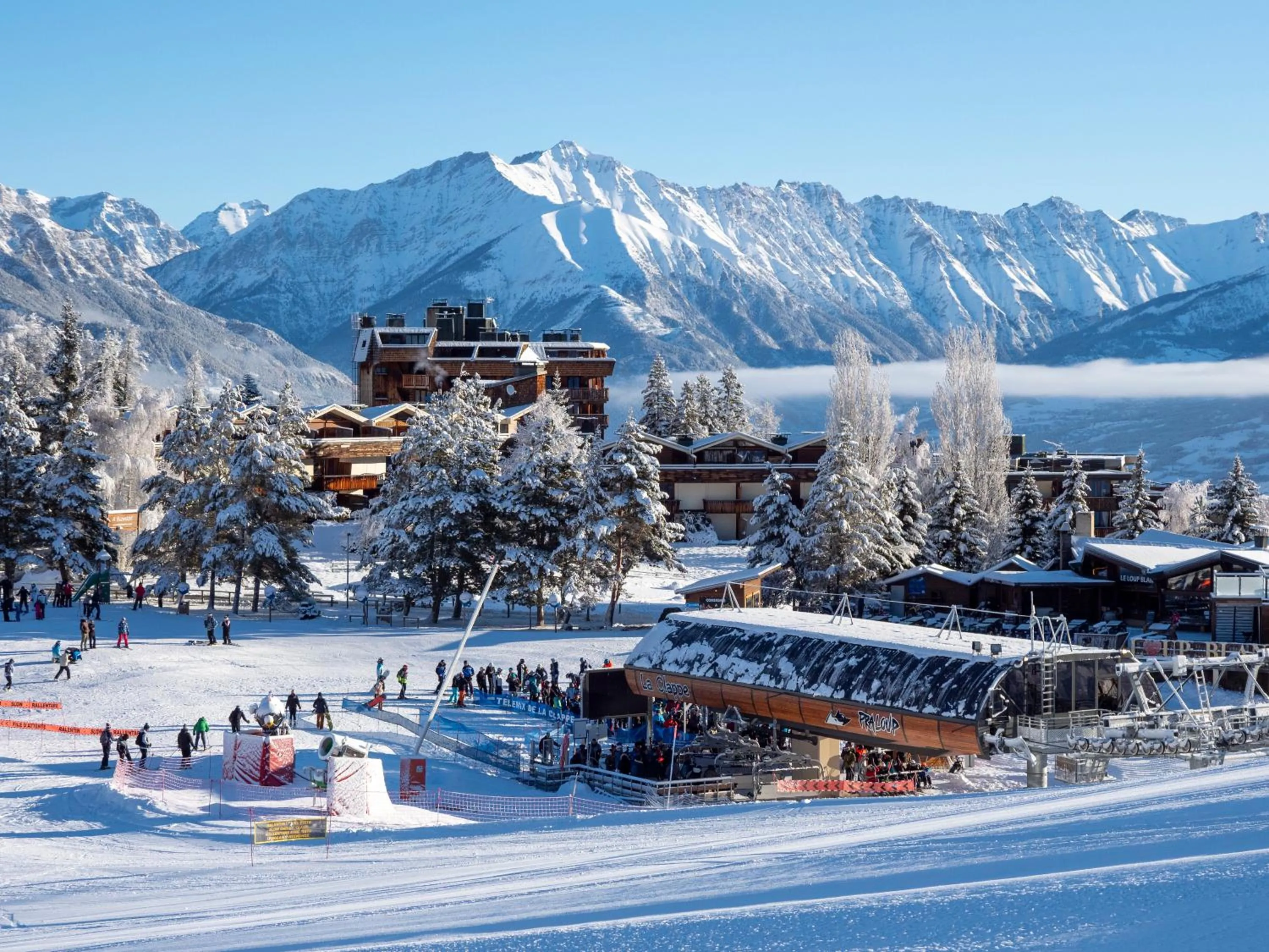 Skiing in SOWELL Family Les Bergers