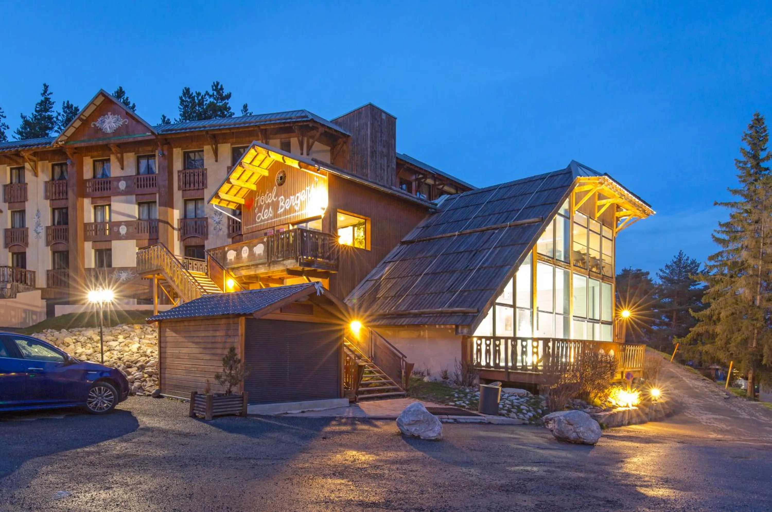 Property building in SOWELL Family Les Bergers