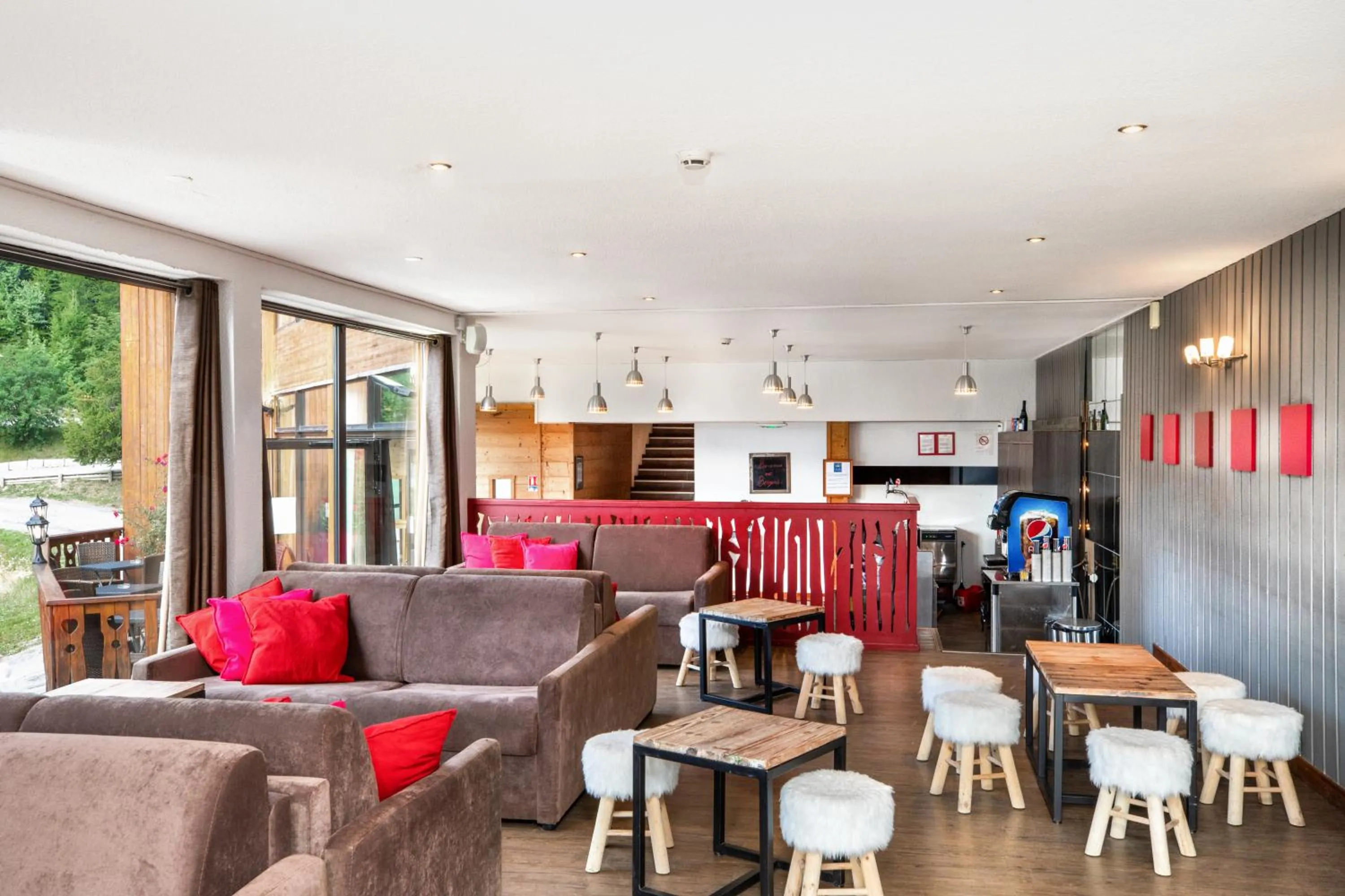 Restaurant/places to eat in SOWELL Family Les Bergers