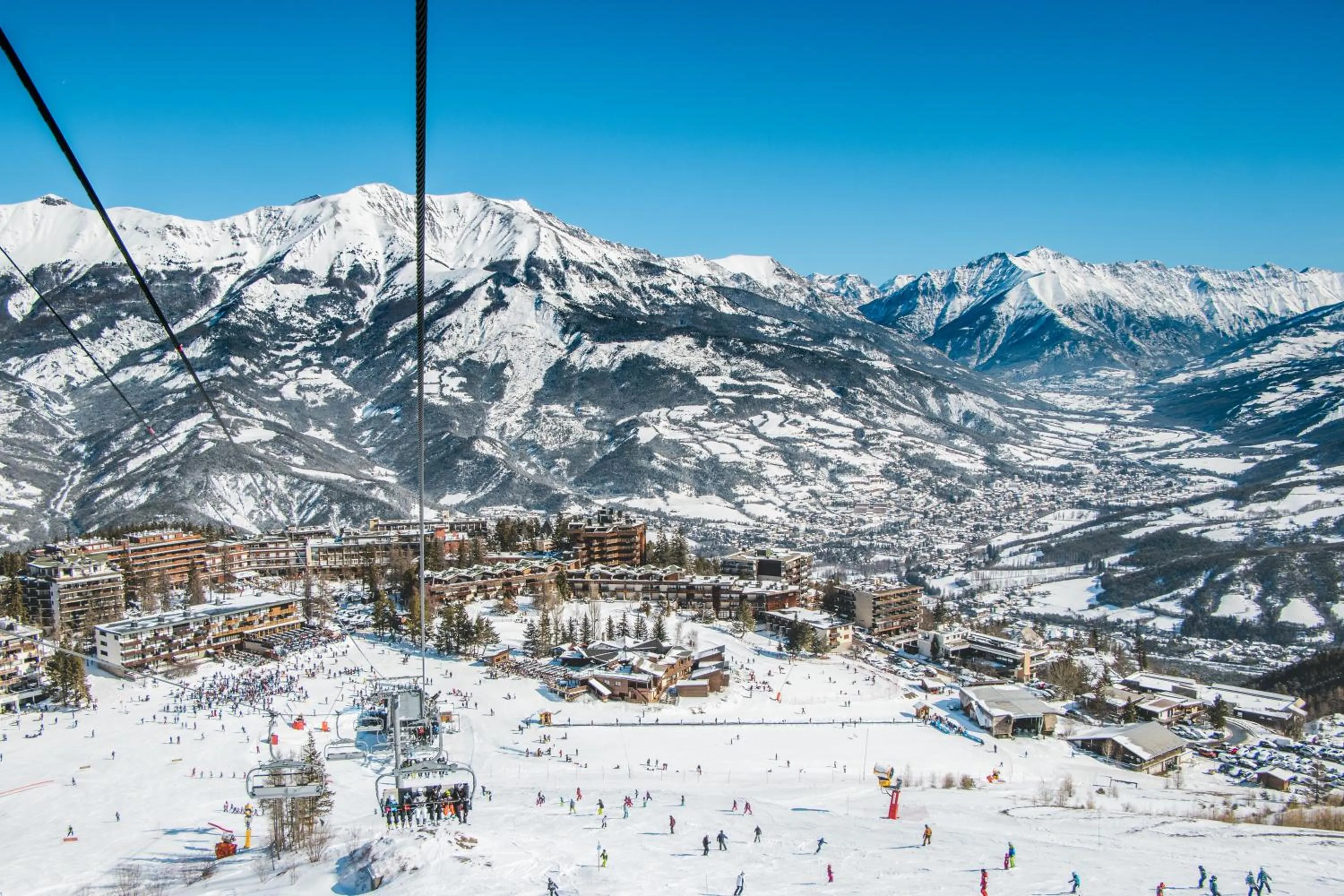 Skiing in SOWELL Family Les Bergers