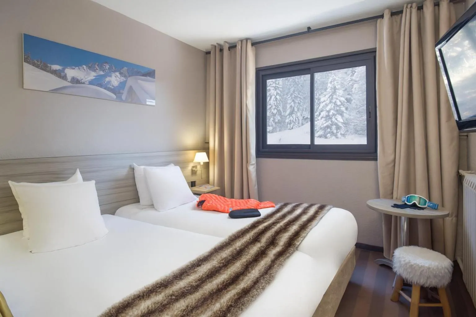 Bedroom, Bed in SOWELL Family Les Bergers