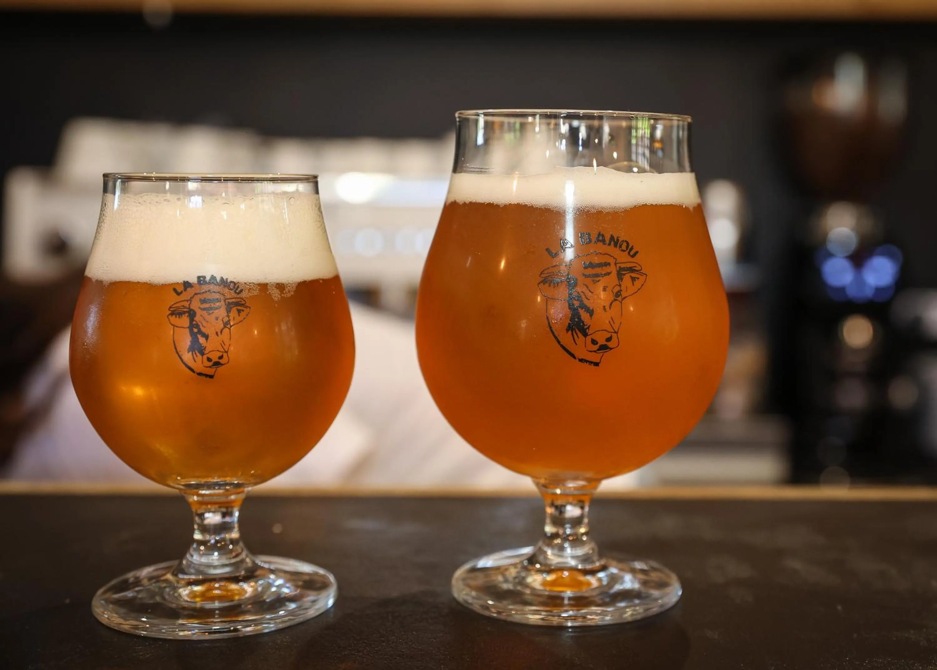 Lounge or bar in Hôtel La Réserve de Brive