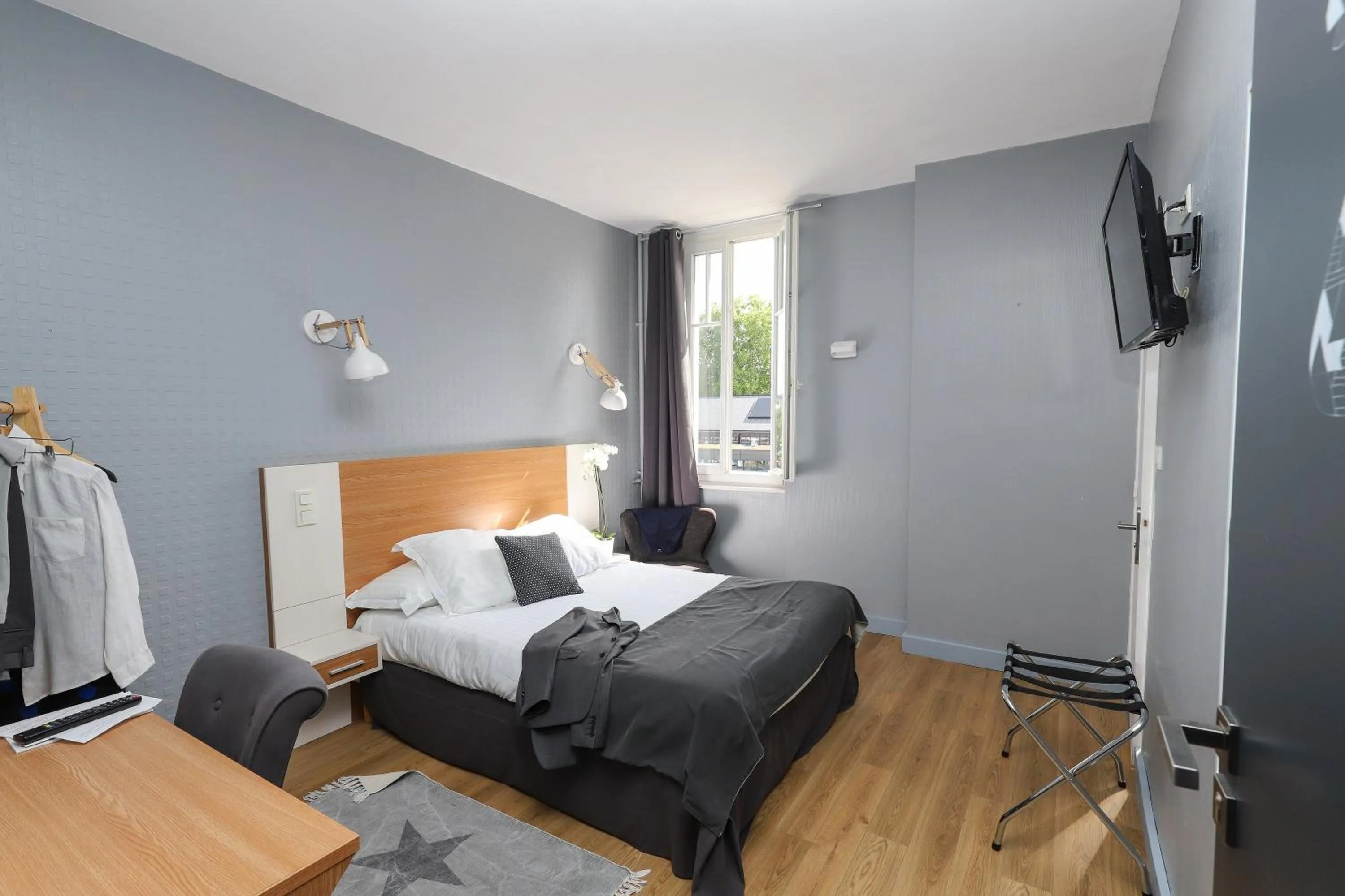 Bed in Hôtel La Réserve de Brive