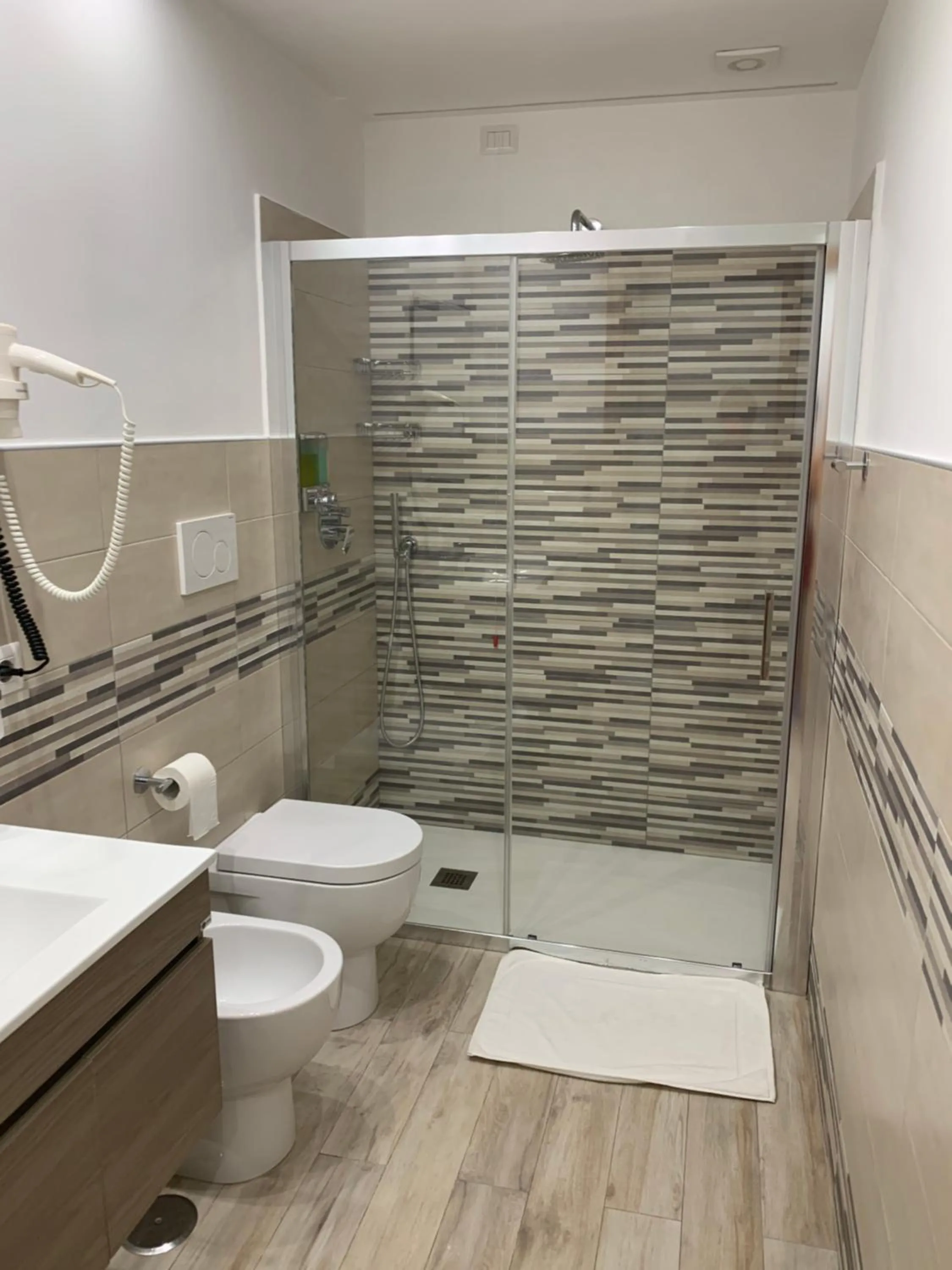 Bathroom in Hedera Capri B&B