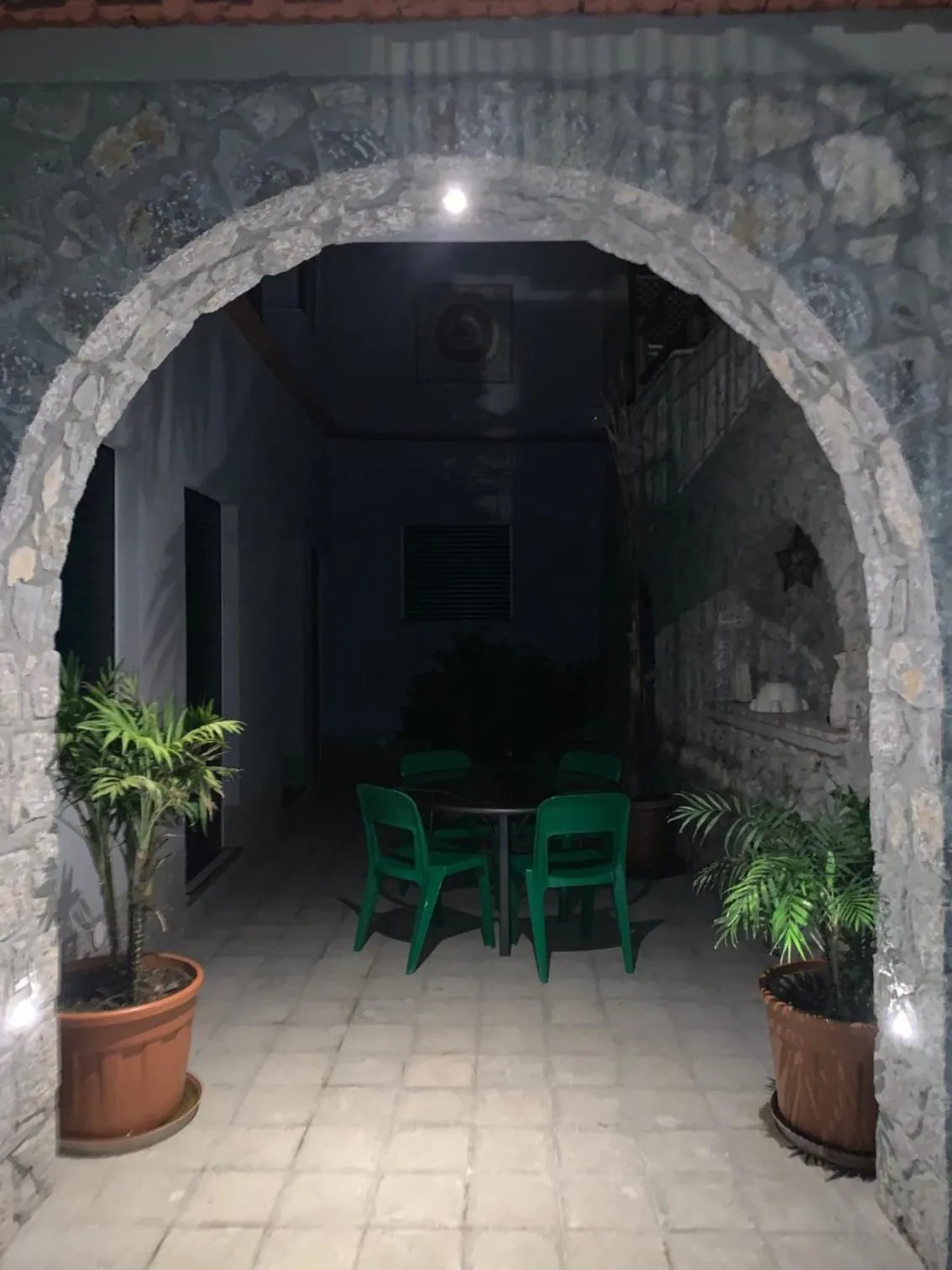 Facade/entrance in Hedera Capri B&B