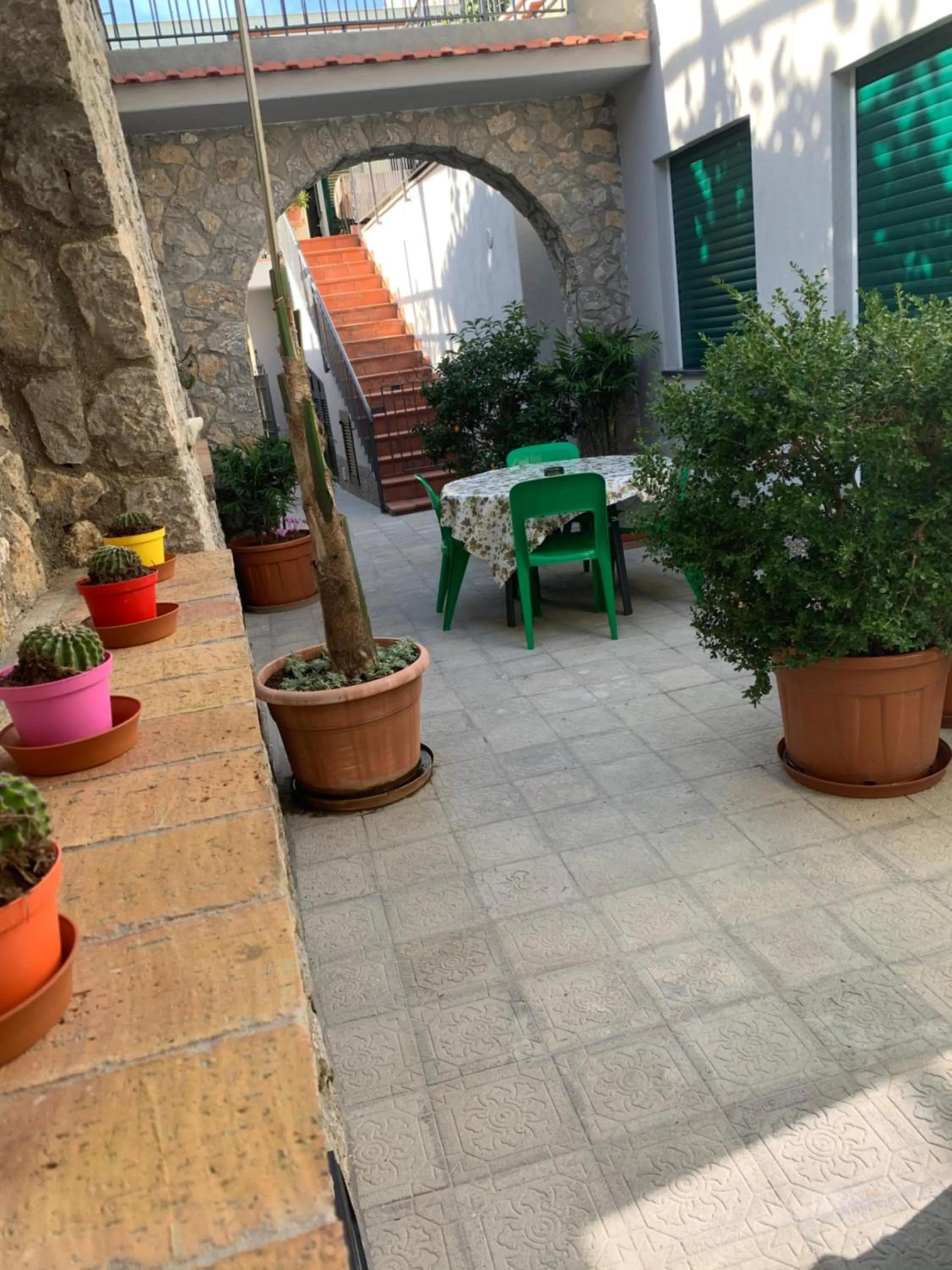 Patio in Hedera Capri B&B
