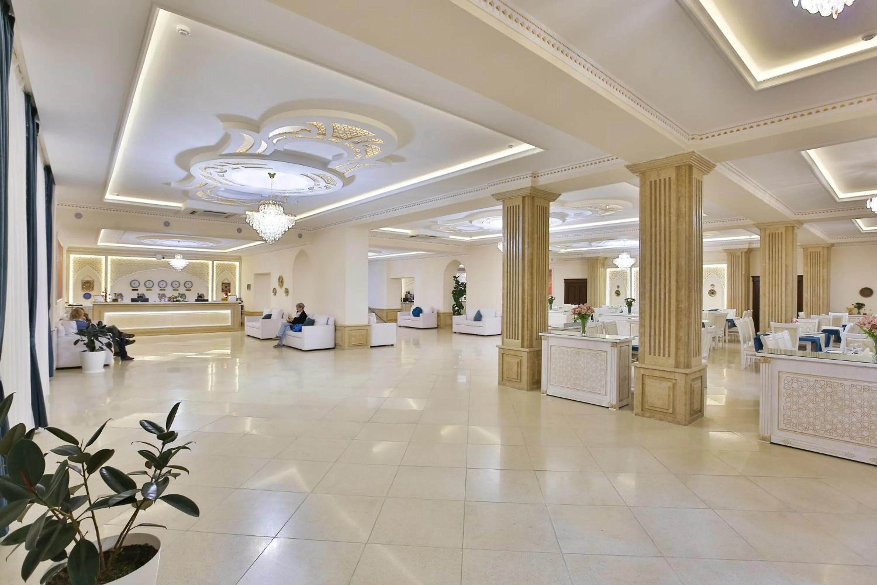 Lobby or reception in Orient Star Varahsha