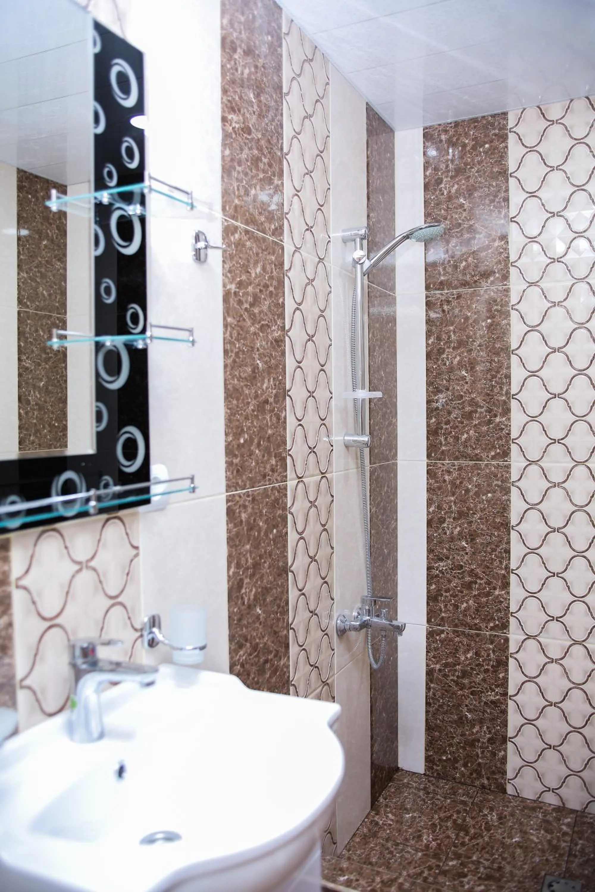 Shower in Red Hotel Yerevan Center