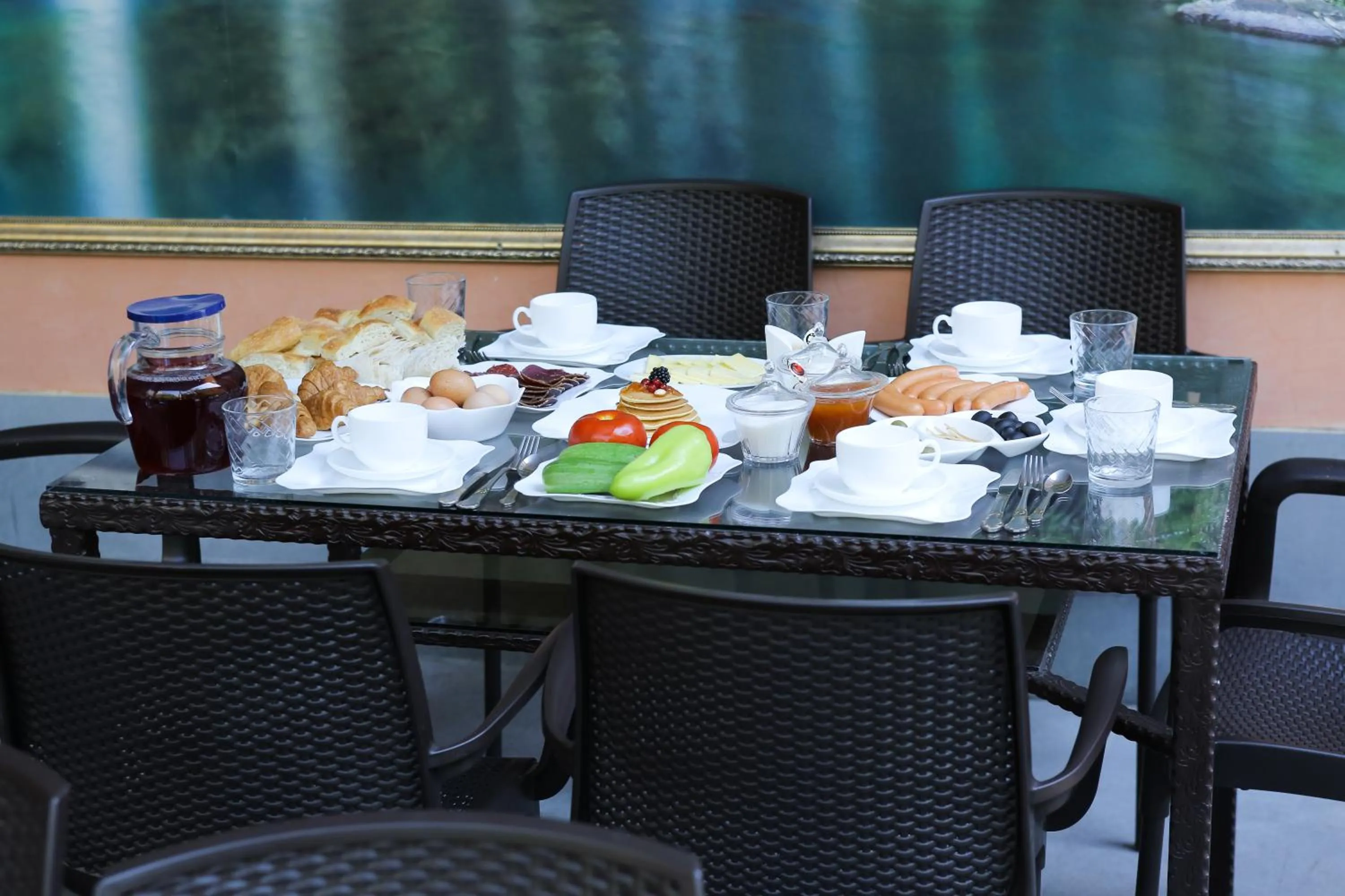 Breakfast in Red Hotel Yerevan Center