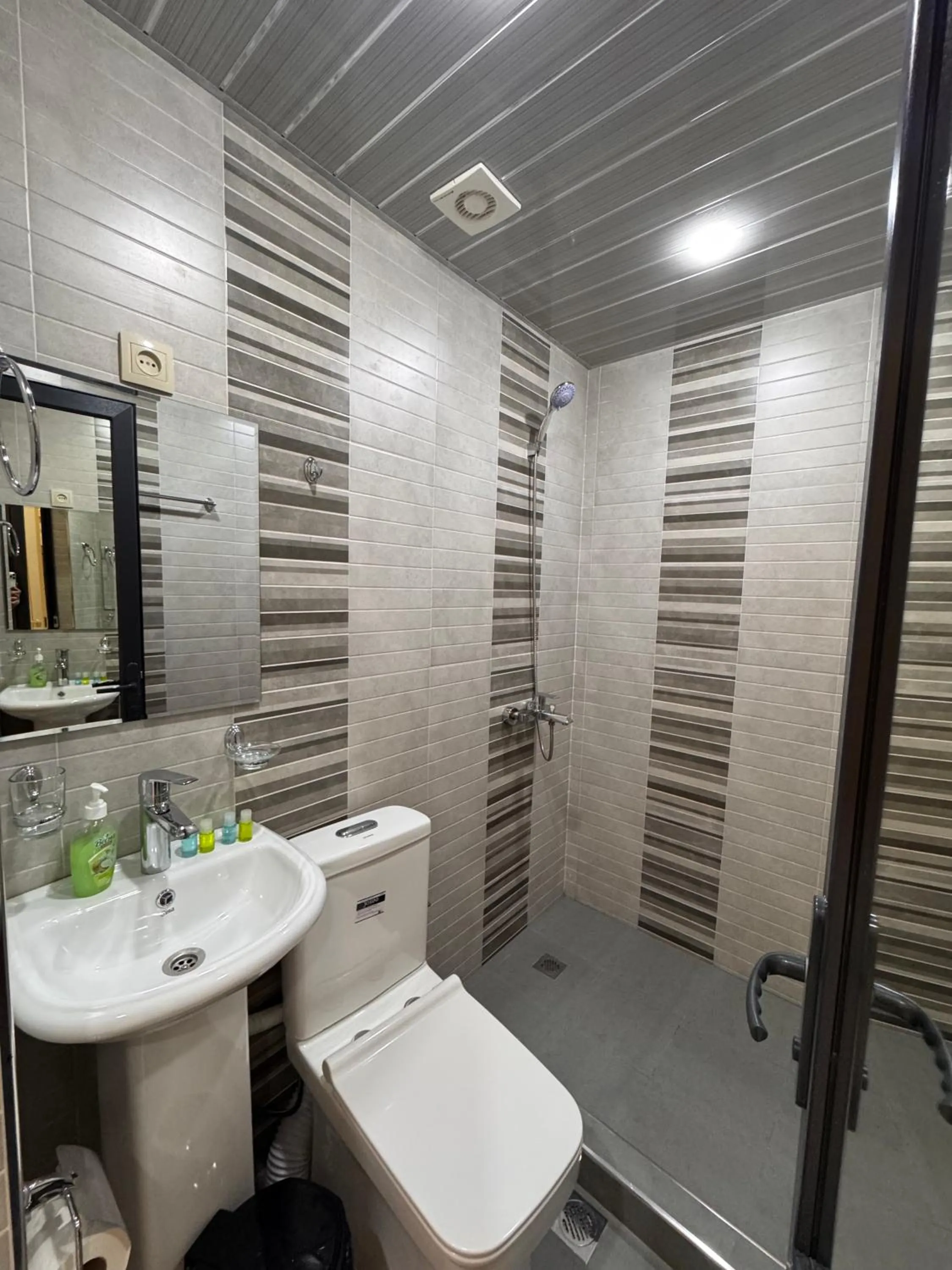 Shower in Red Hotel Yerevan Center