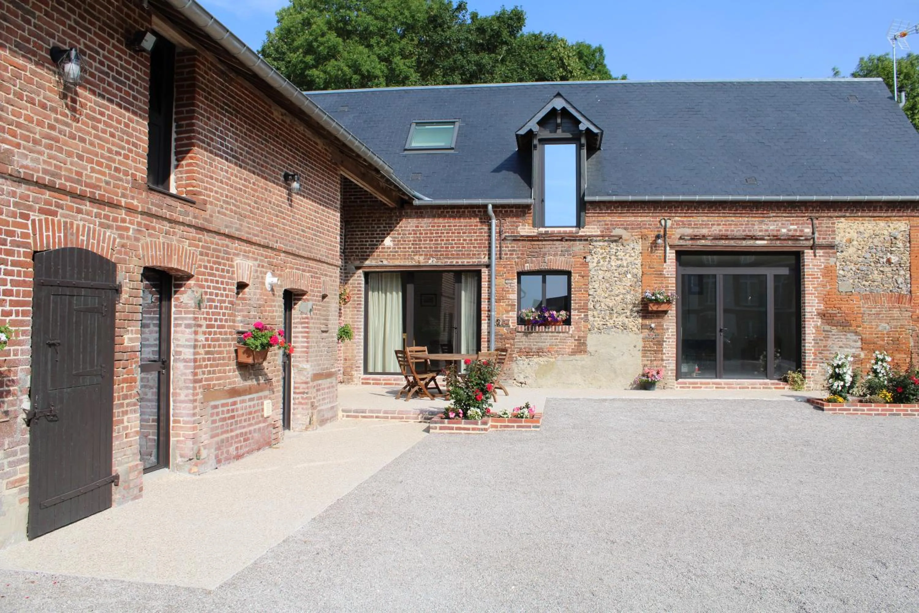 A l'orée du château