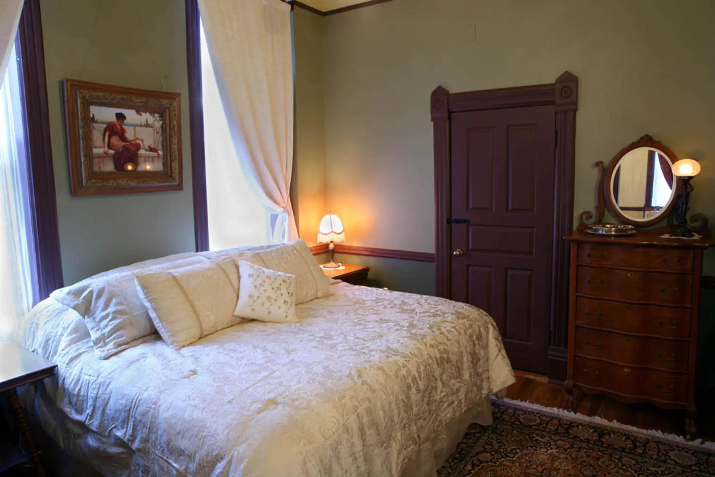 King Suite in Martin & Mason Hotel King Suite in Martin & Mason Hotel