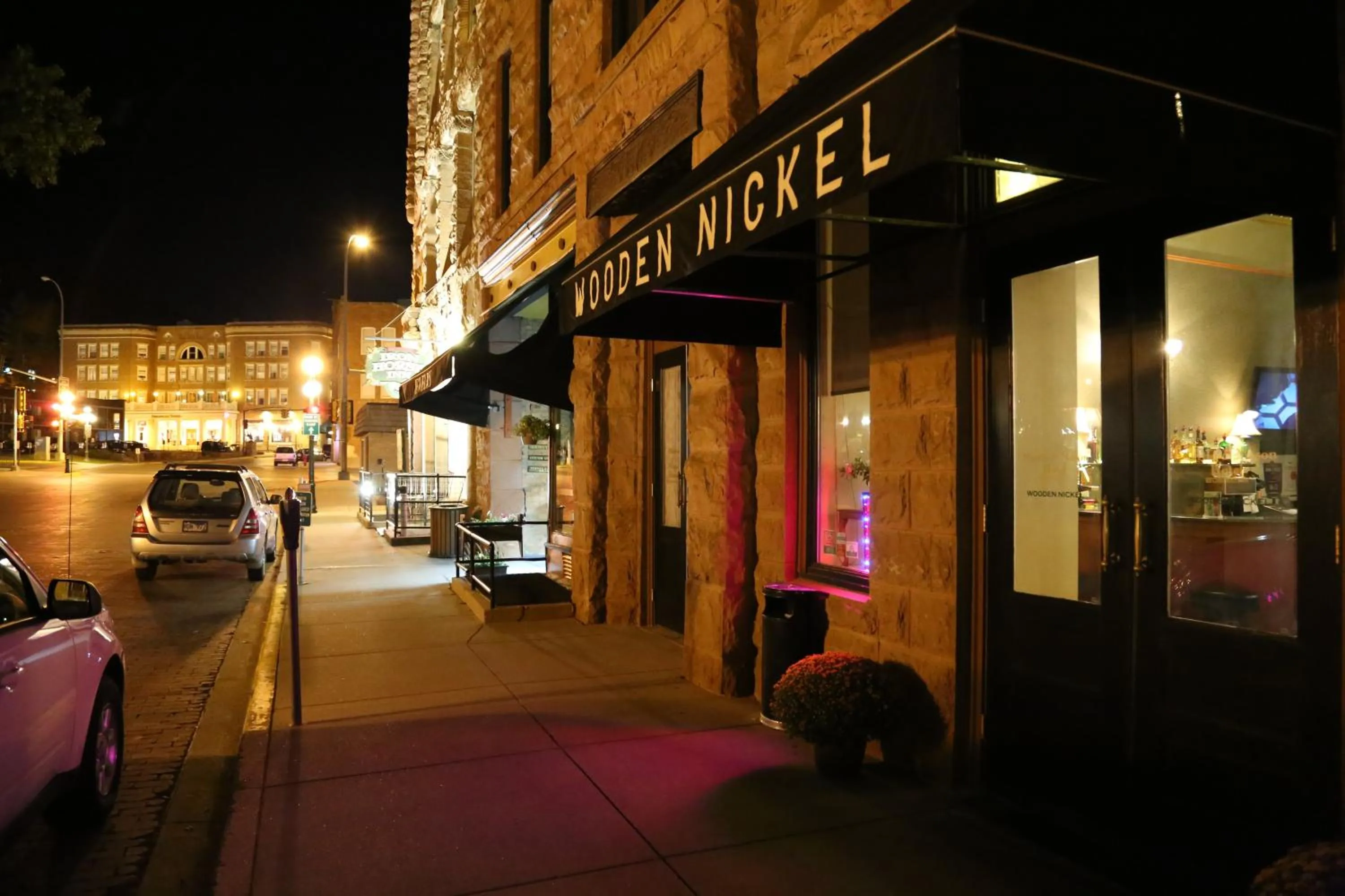 Facade/entrance in Martin & Mason Hotel