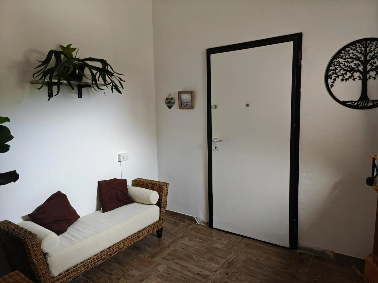 Facade/entrance in Albero della musica