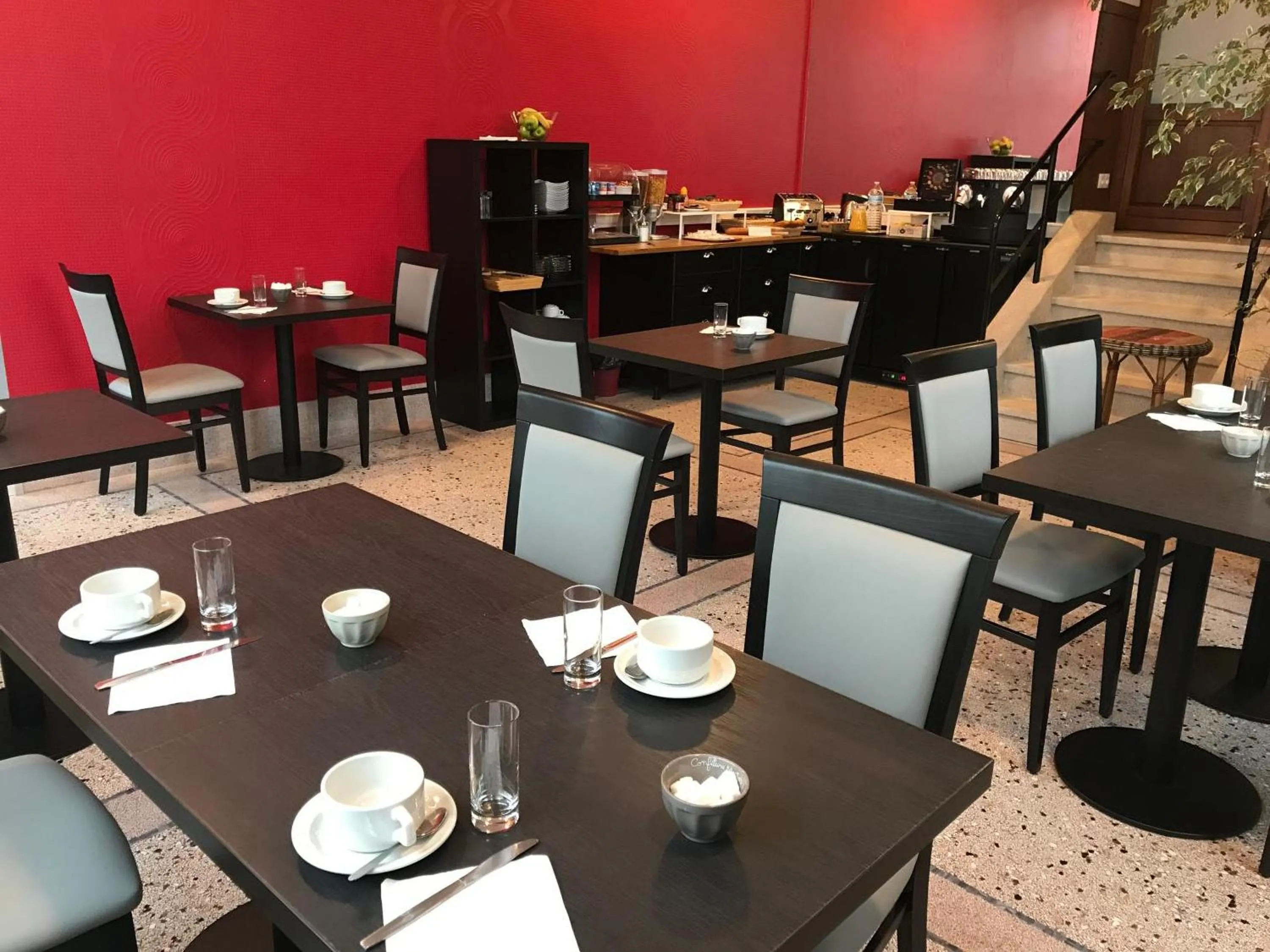 Buffet breakfast in Hotel De L'Europe