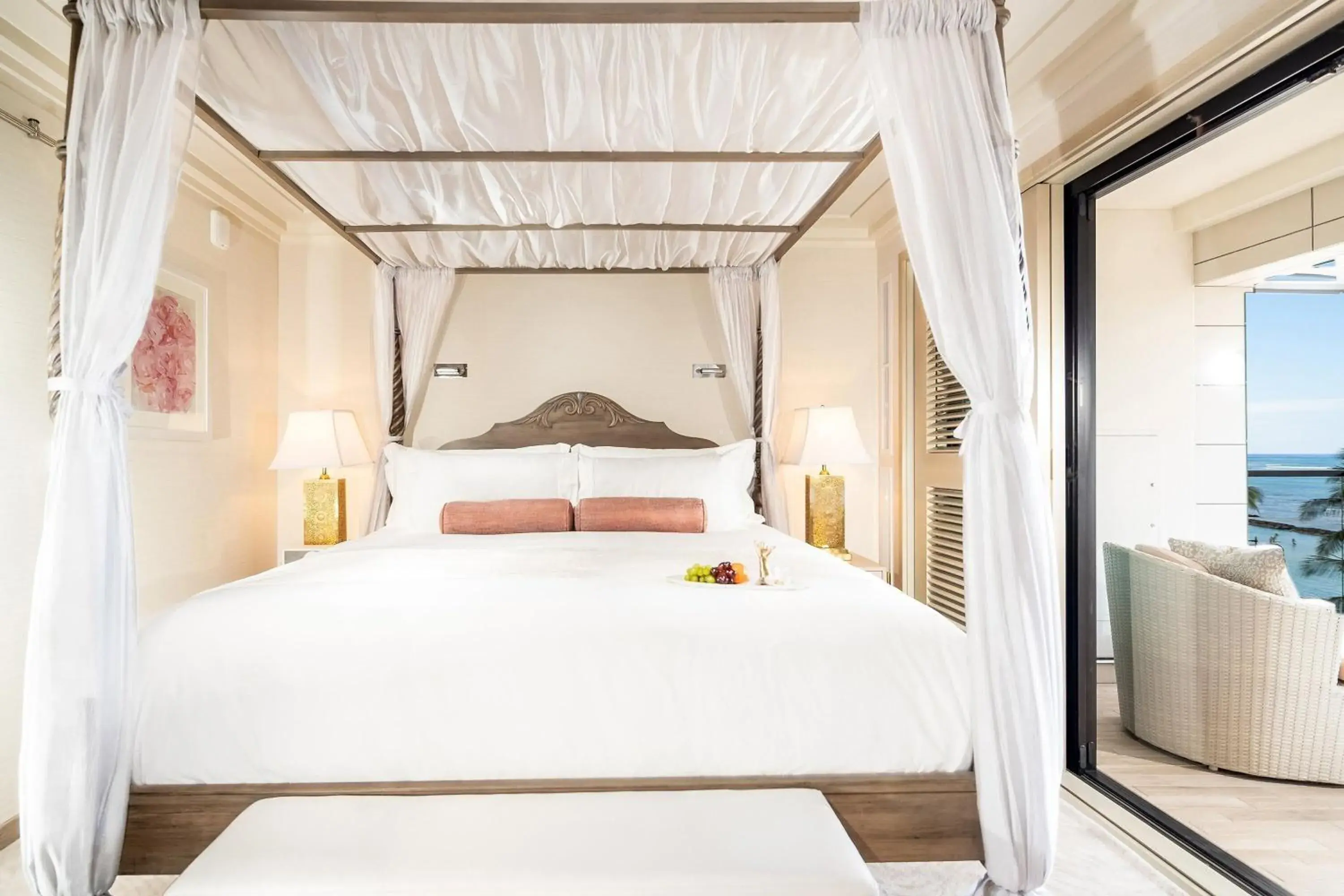 Beach View Coral Suite - Accessible 3 Bedroom in ESPACIO THE JEWEL OF WAIKIKI Beach View Coral Suite - Accessible 3 Bedroom in ESPACIO THE JEWEL OF WAIKIKI