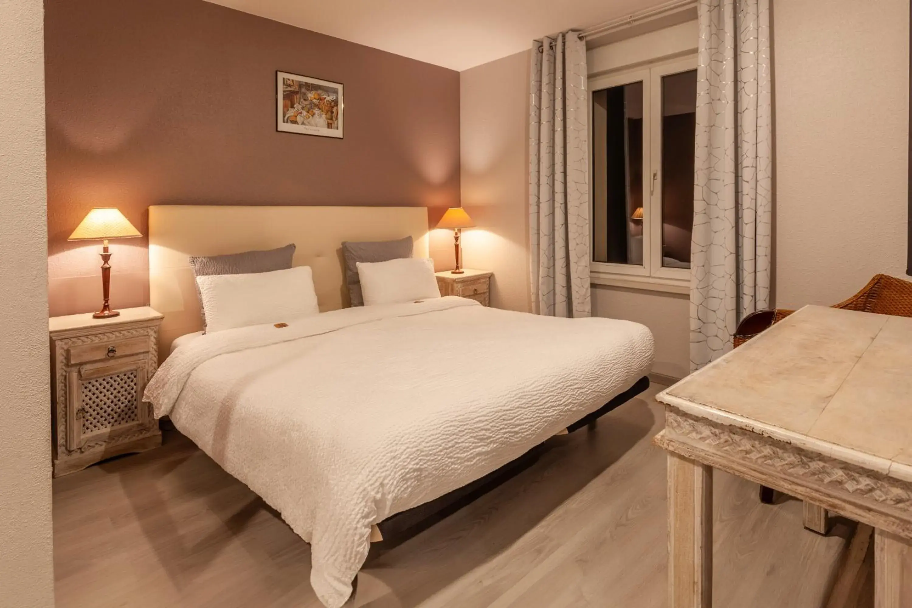 One-Bedroom Apartment in Providence Hotel One-Bedroom Apartment in Providence Hotel