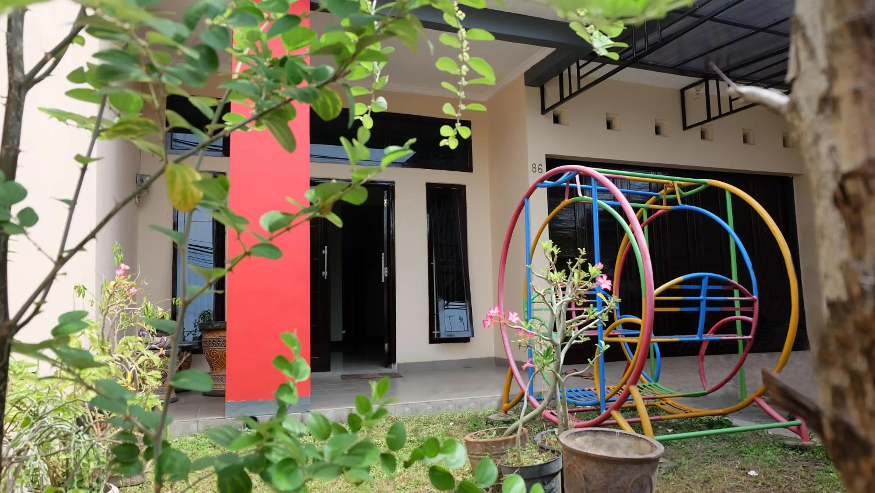 Patio in Homestay Tegal Kota by Simply Homy