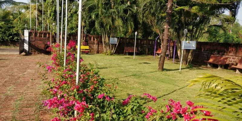 Garden in Sea Winds Hotel, Guhagar