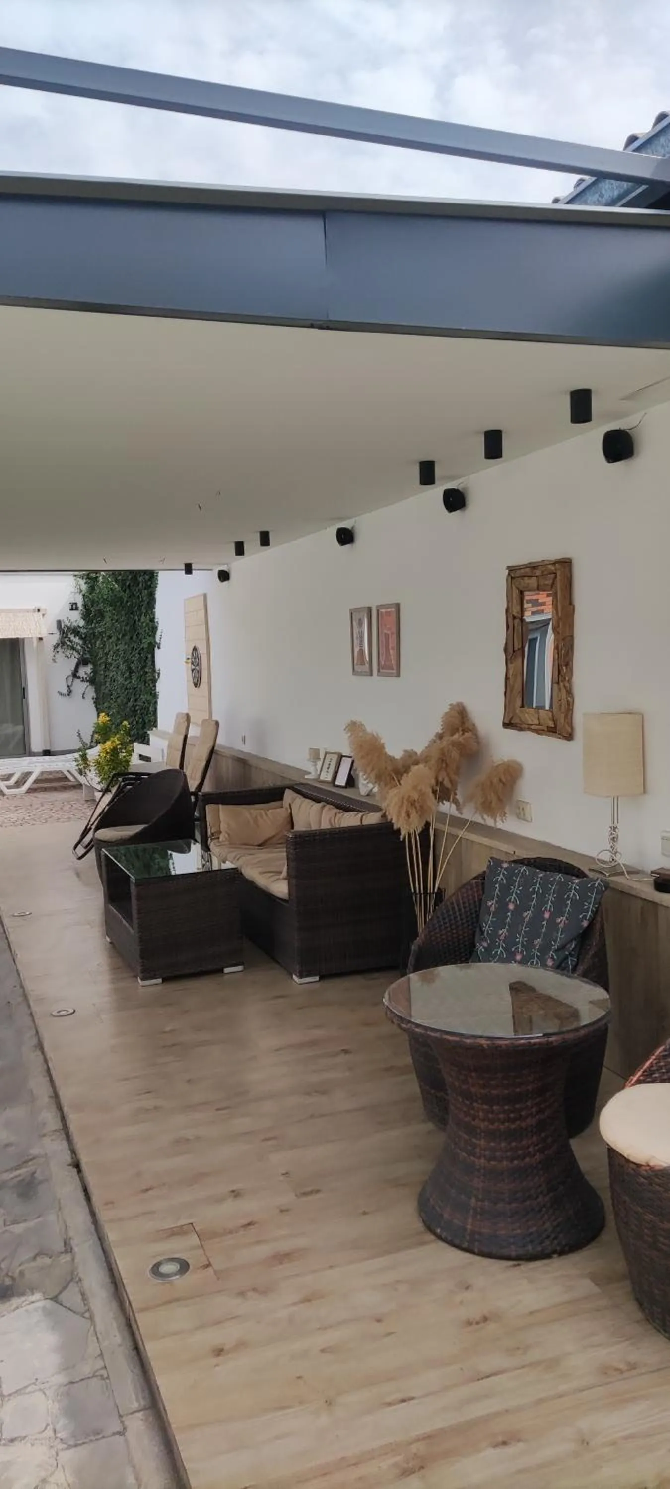 Patio in Garden Lounge Hotel