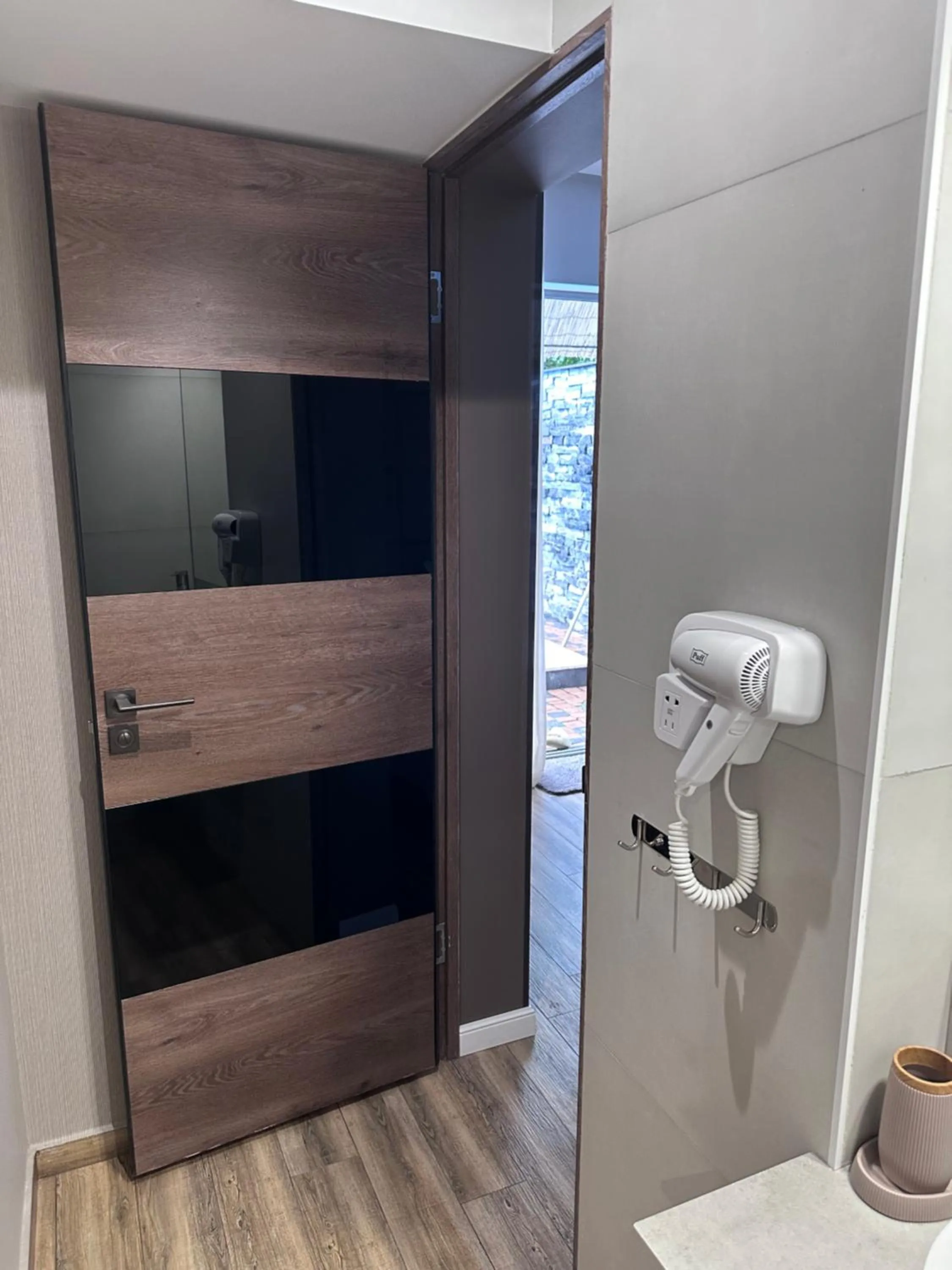 Bathroom in Garden Lounge Hotel