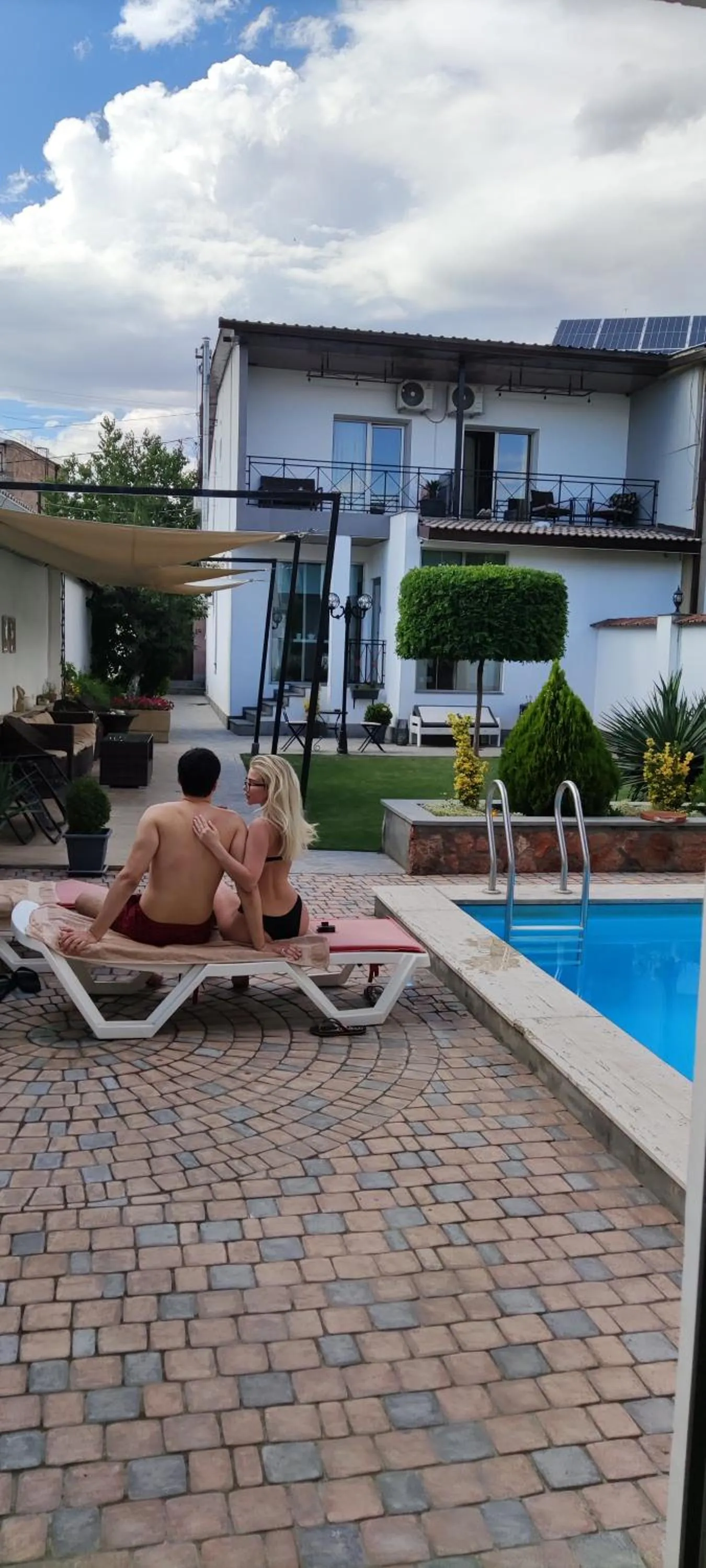 Patio in Garden Lounge Hotel