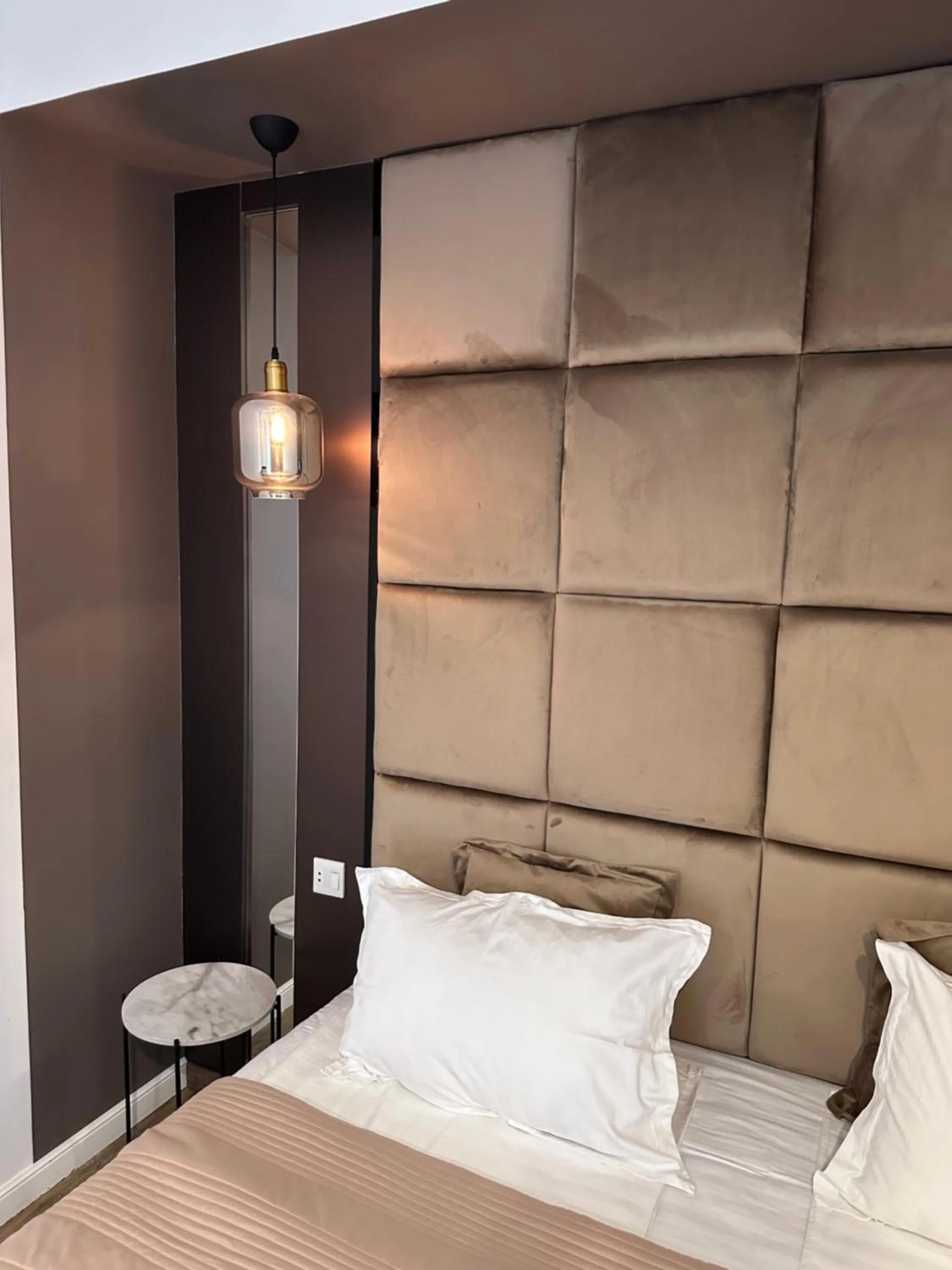 Bed in Garden Lounge Hotel