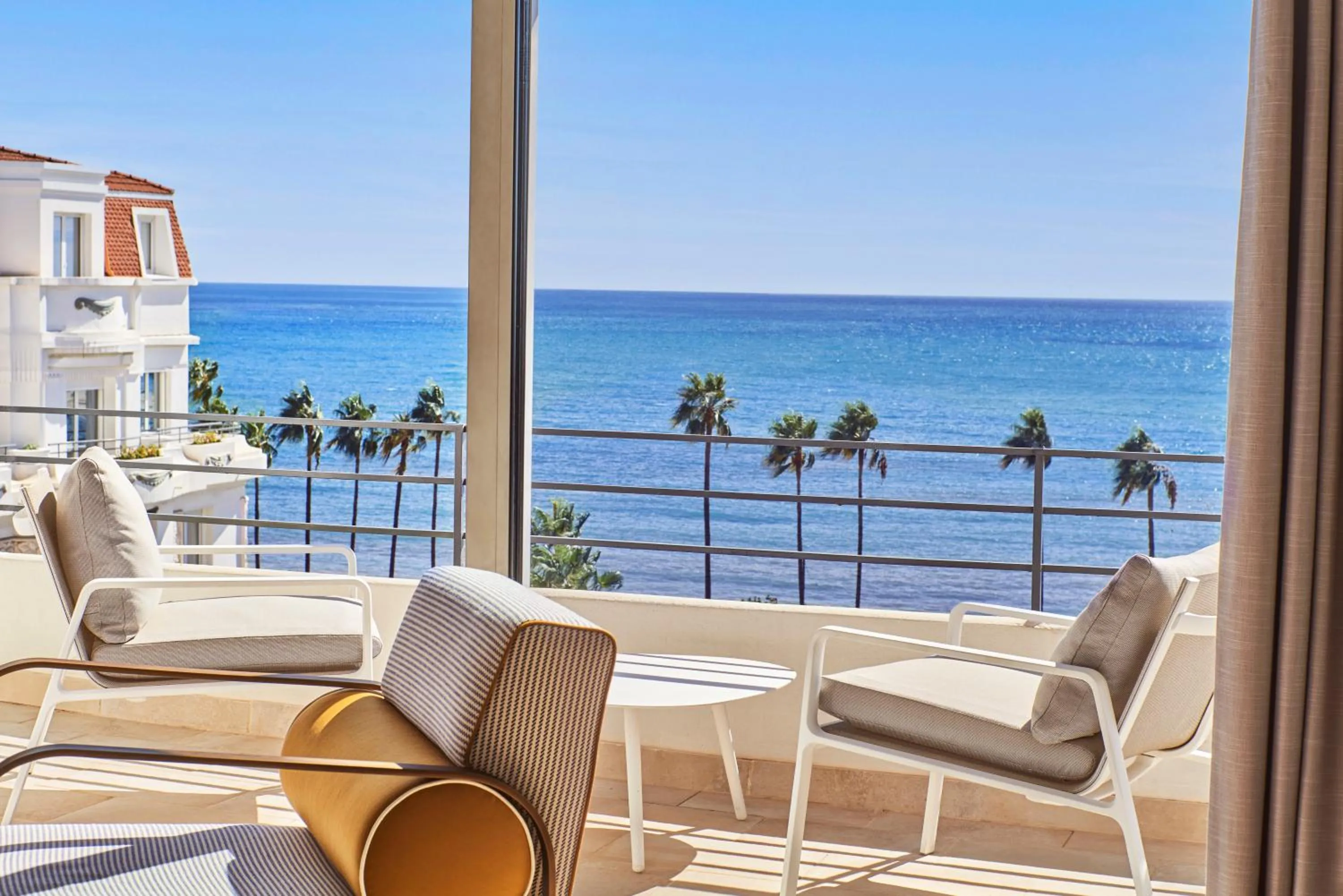 Bedroom in Hôtel Barrière Le Majestic Cannes
