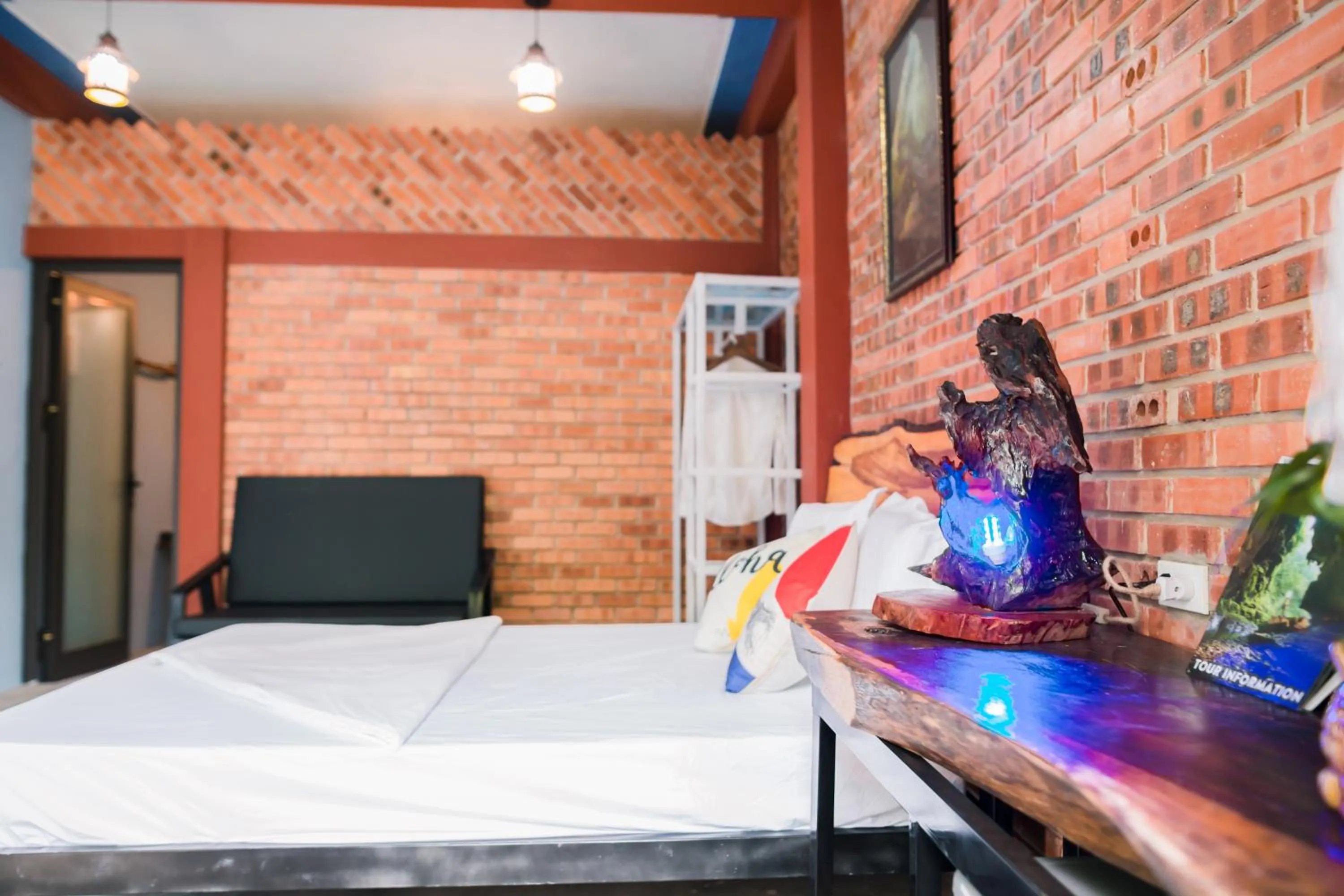 cot, Bed in Vu's Homestay