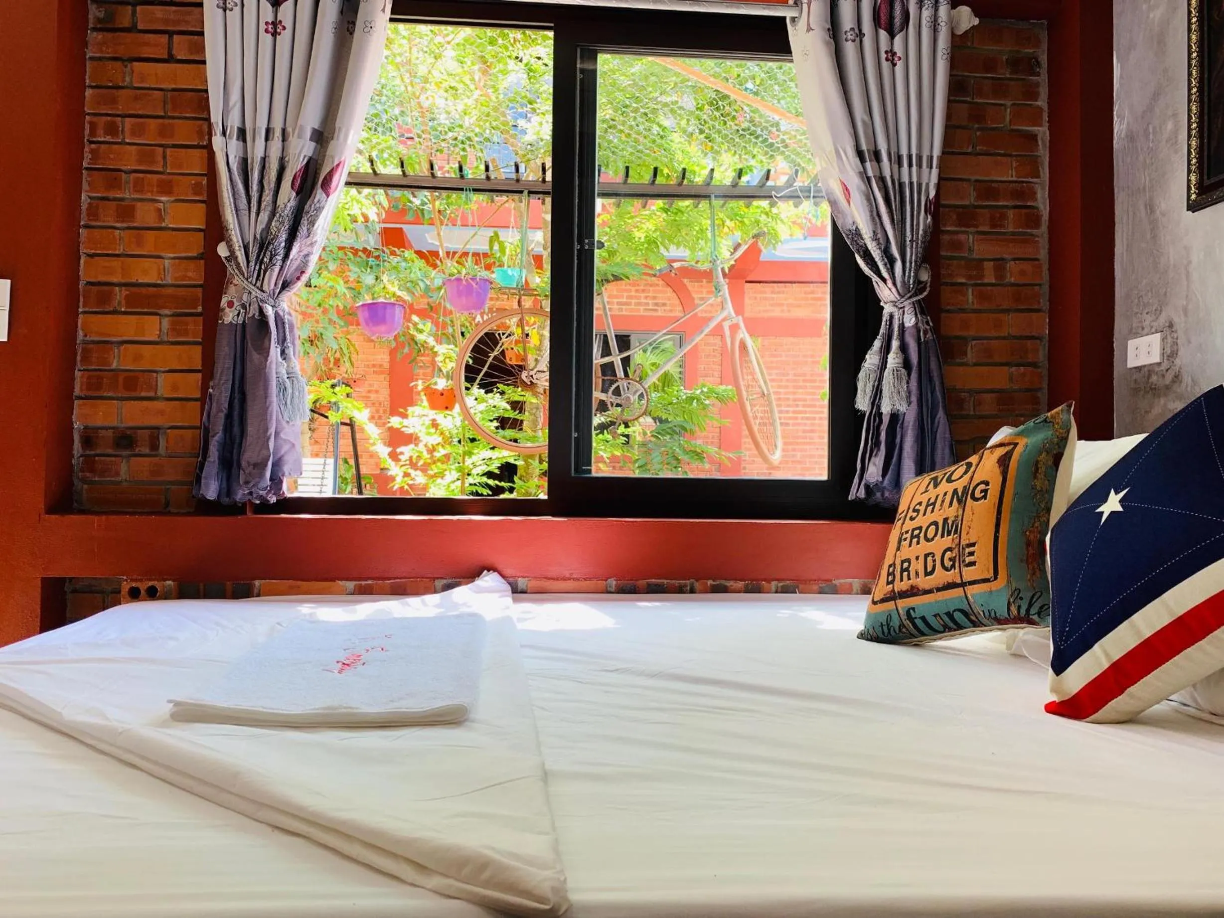 Bed in Vu's Homestay