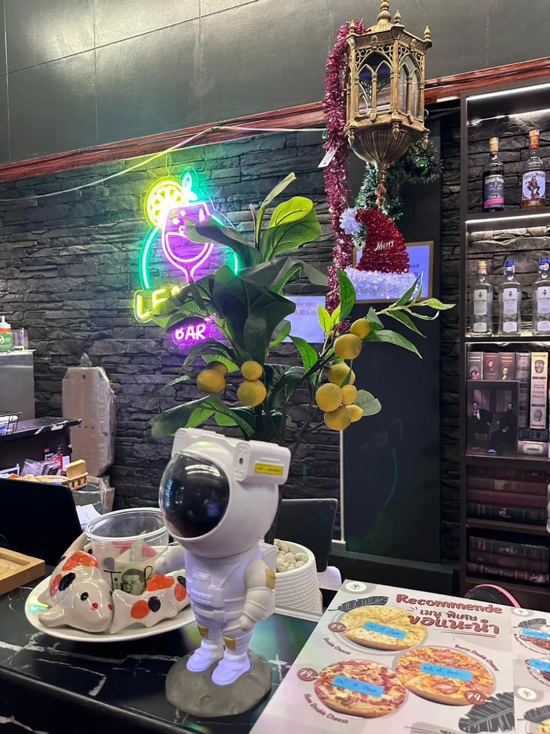 Lobby or reception in Lemonap Hostel