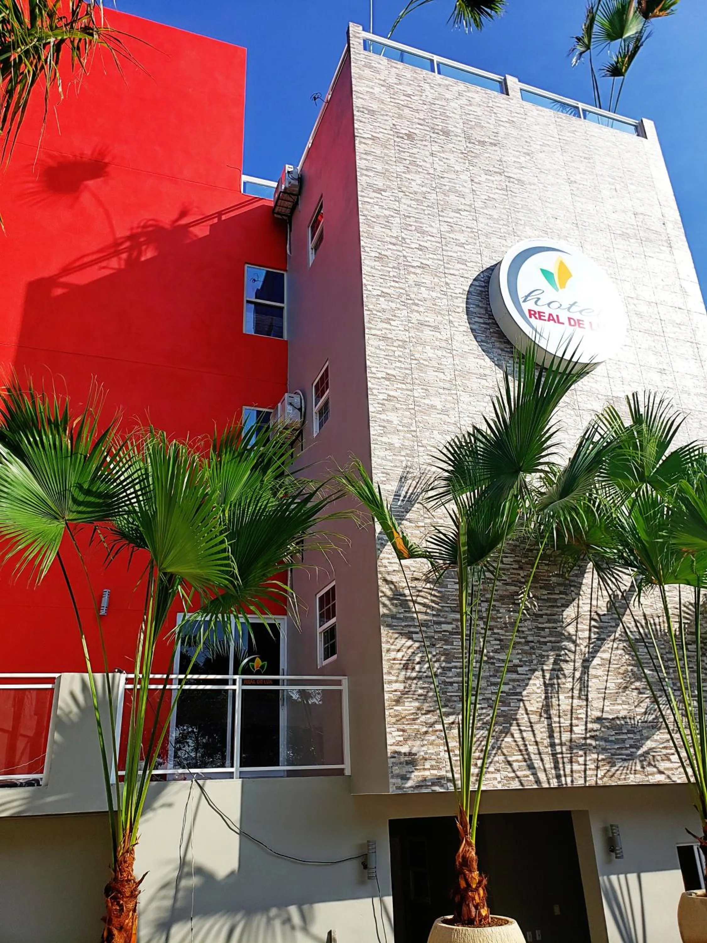 Property building in Hotel Real de Lua