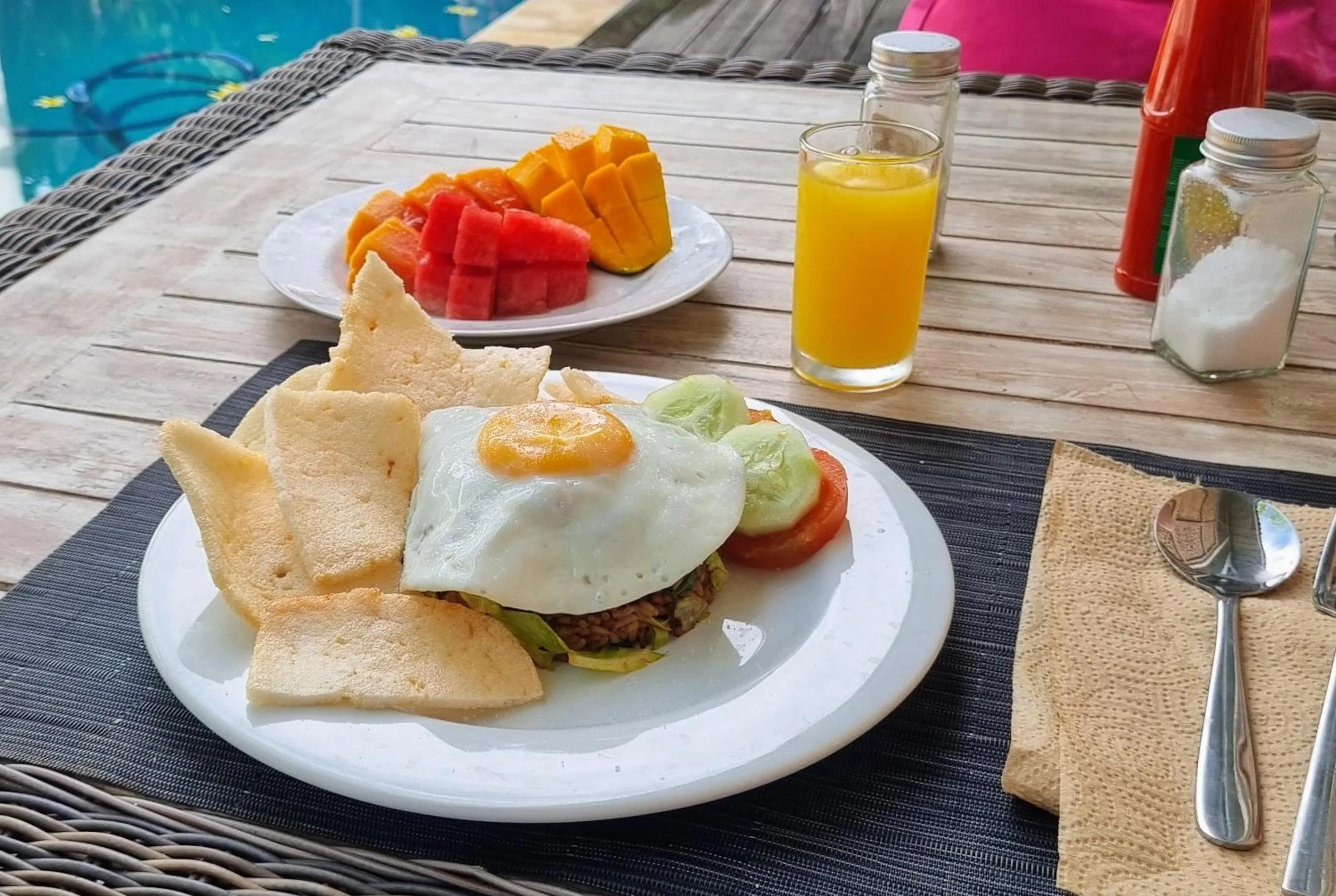 Breakfast in Starling villas