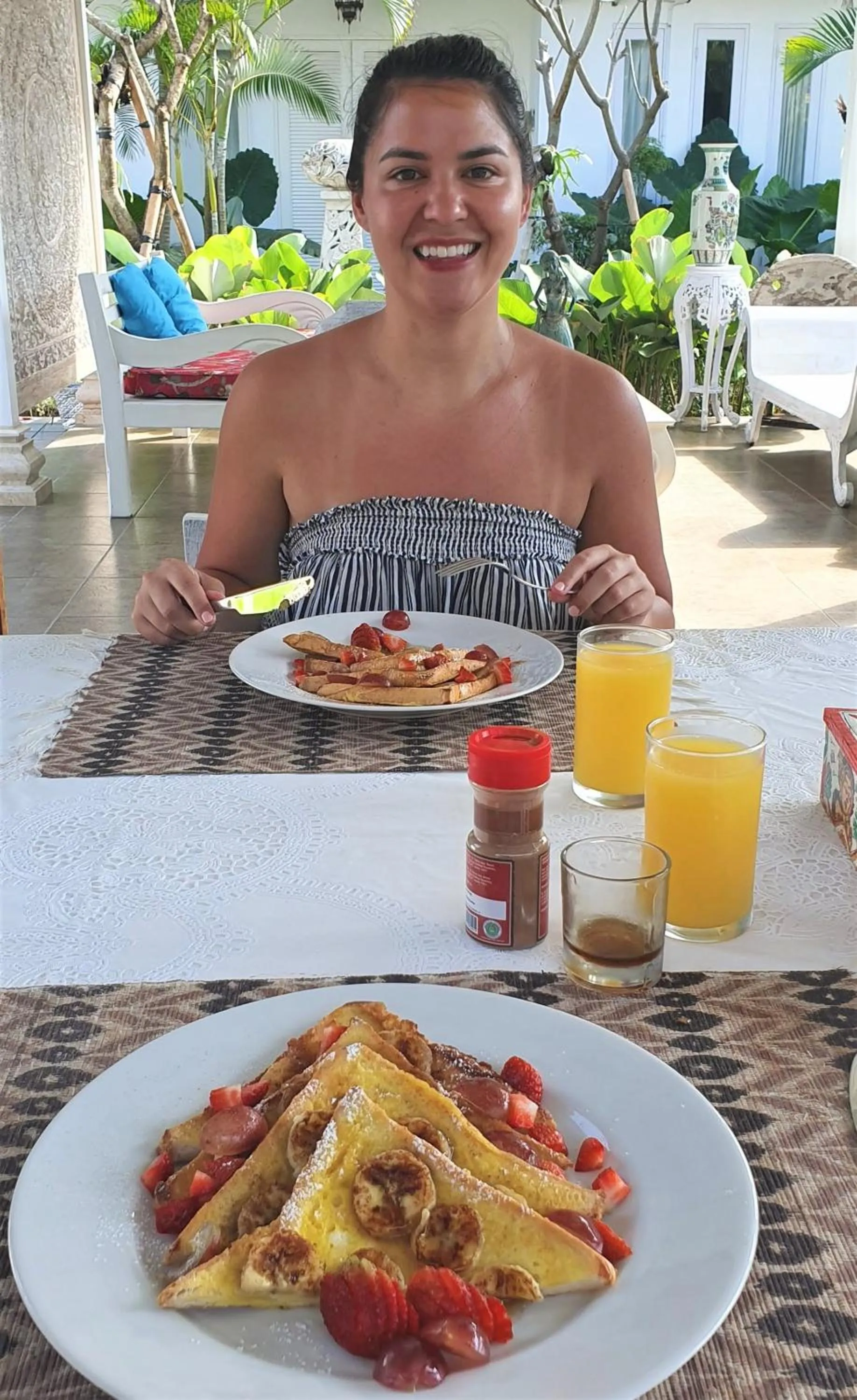 Breakfast in Starling villas