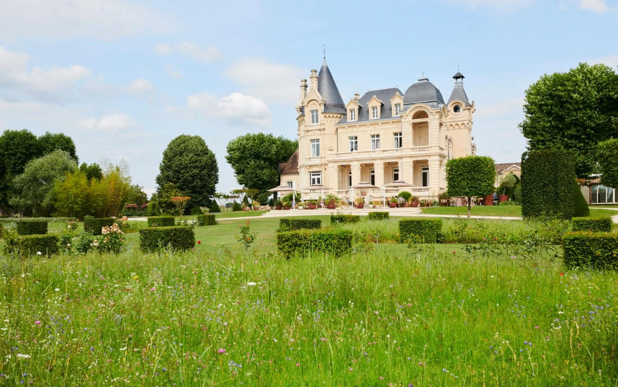 Property building in Château Hôtel Grand Barrail