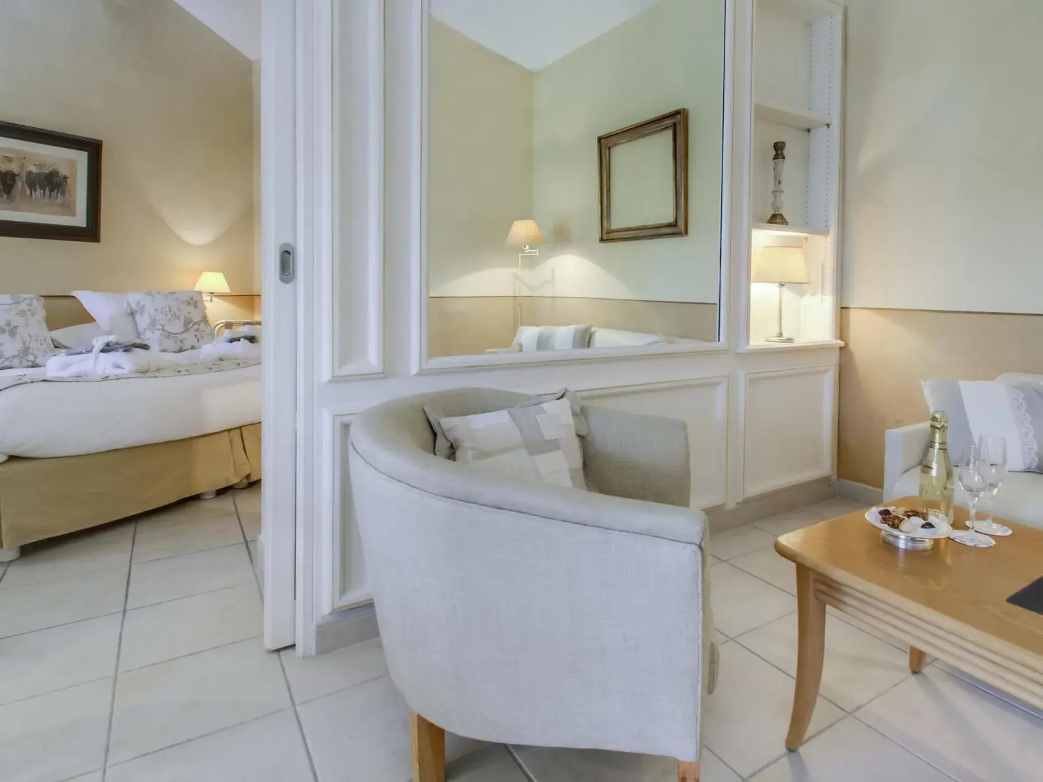 Junior Suite in Hôtel L' Estelle en Camargue Junior Suite in Hôtel L' Estelle en Camargue