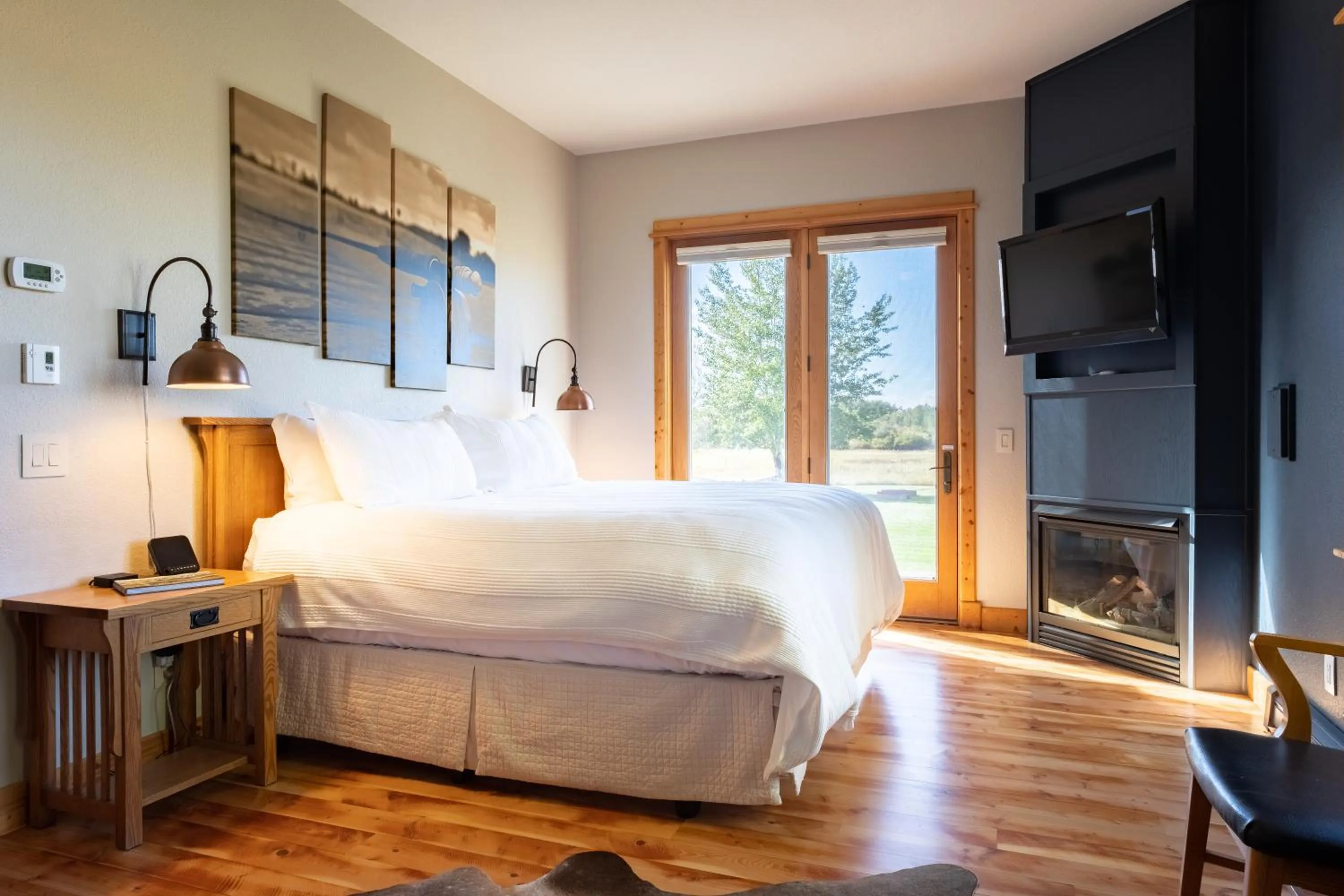 Bed in Gallatin River Lodge