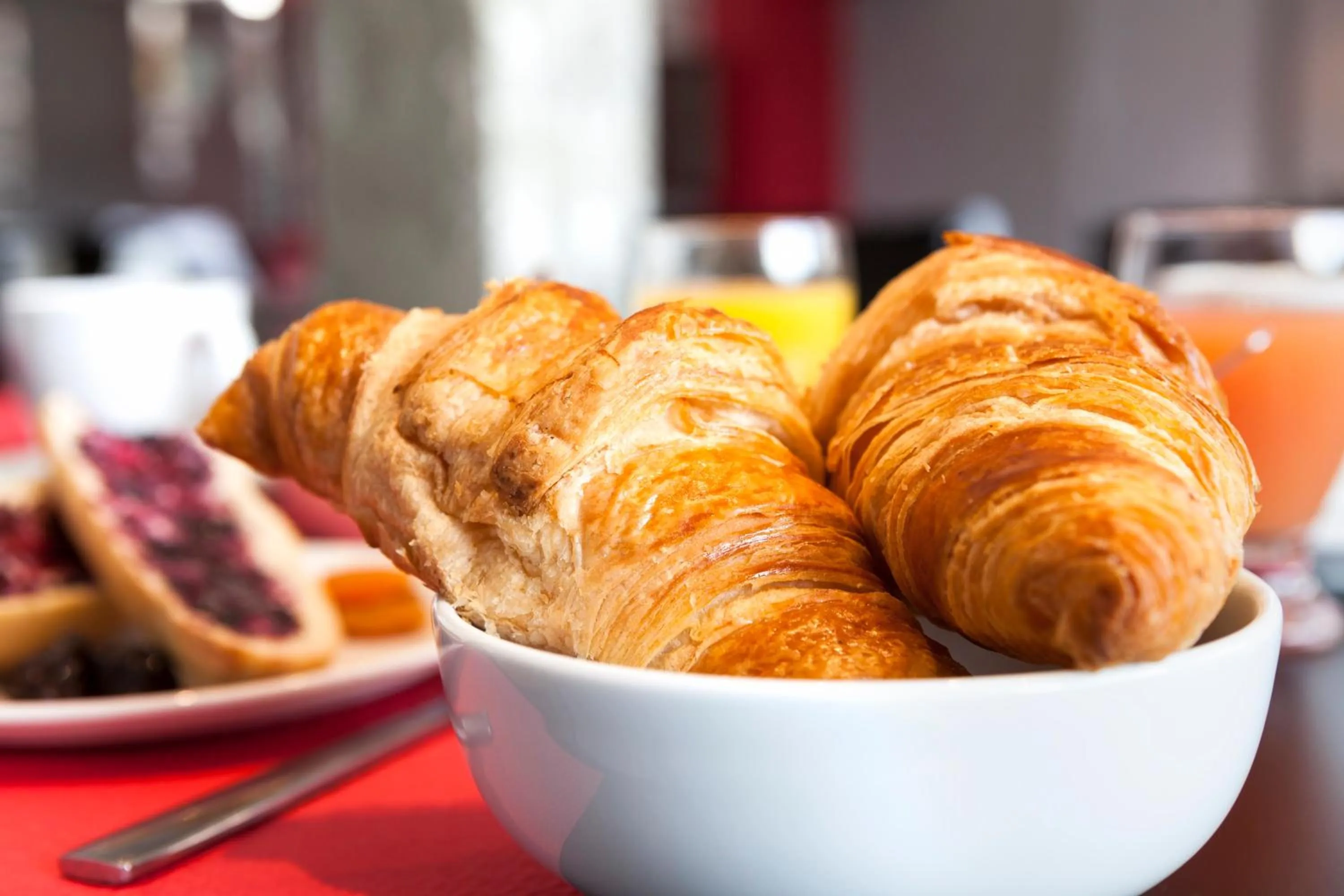 Food and drinks in Hôtel Le Nautic