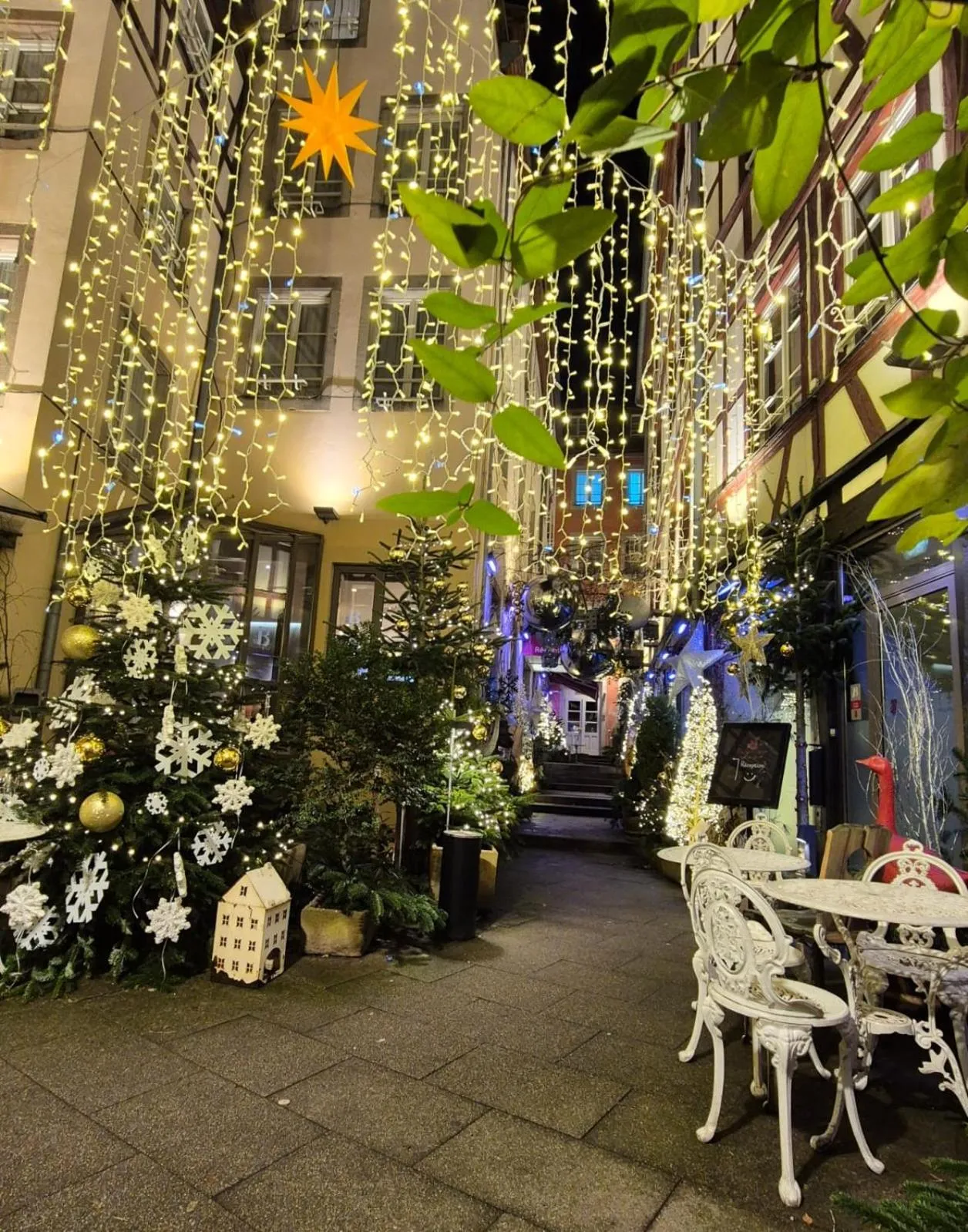 Decorative detail in Hotel Beaucour
