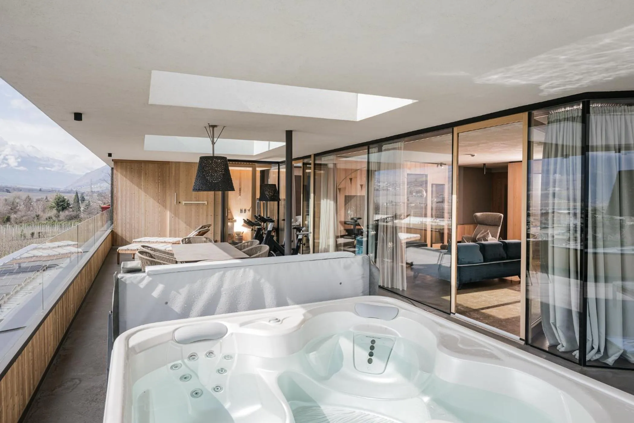 Hot Tub, Bed in Lindenhof Pure Luxury & Spa DolceVita Resort