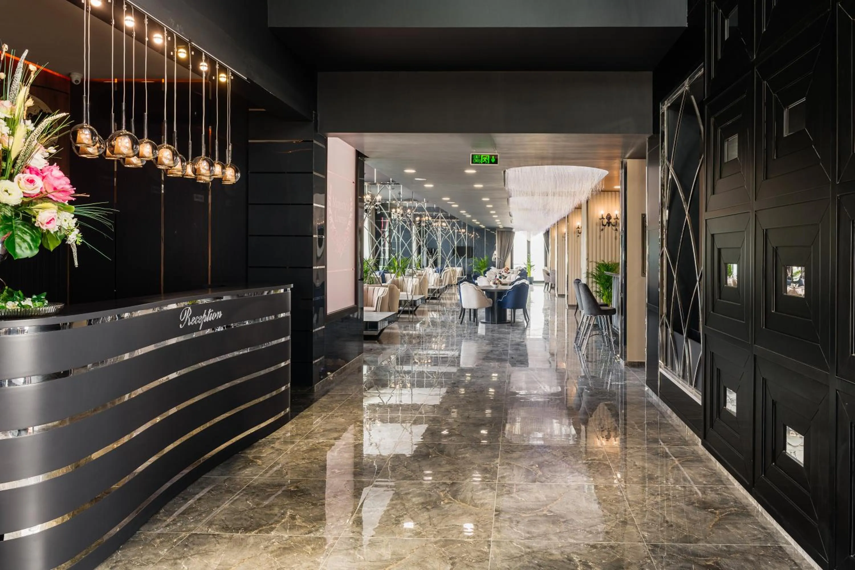 Lobby or reception in Royal Palace Hotel