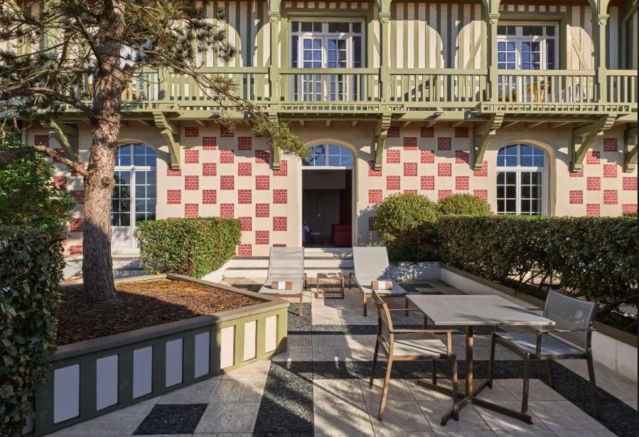Balcony/Terrace in Hôtel Barrière Le Normandy