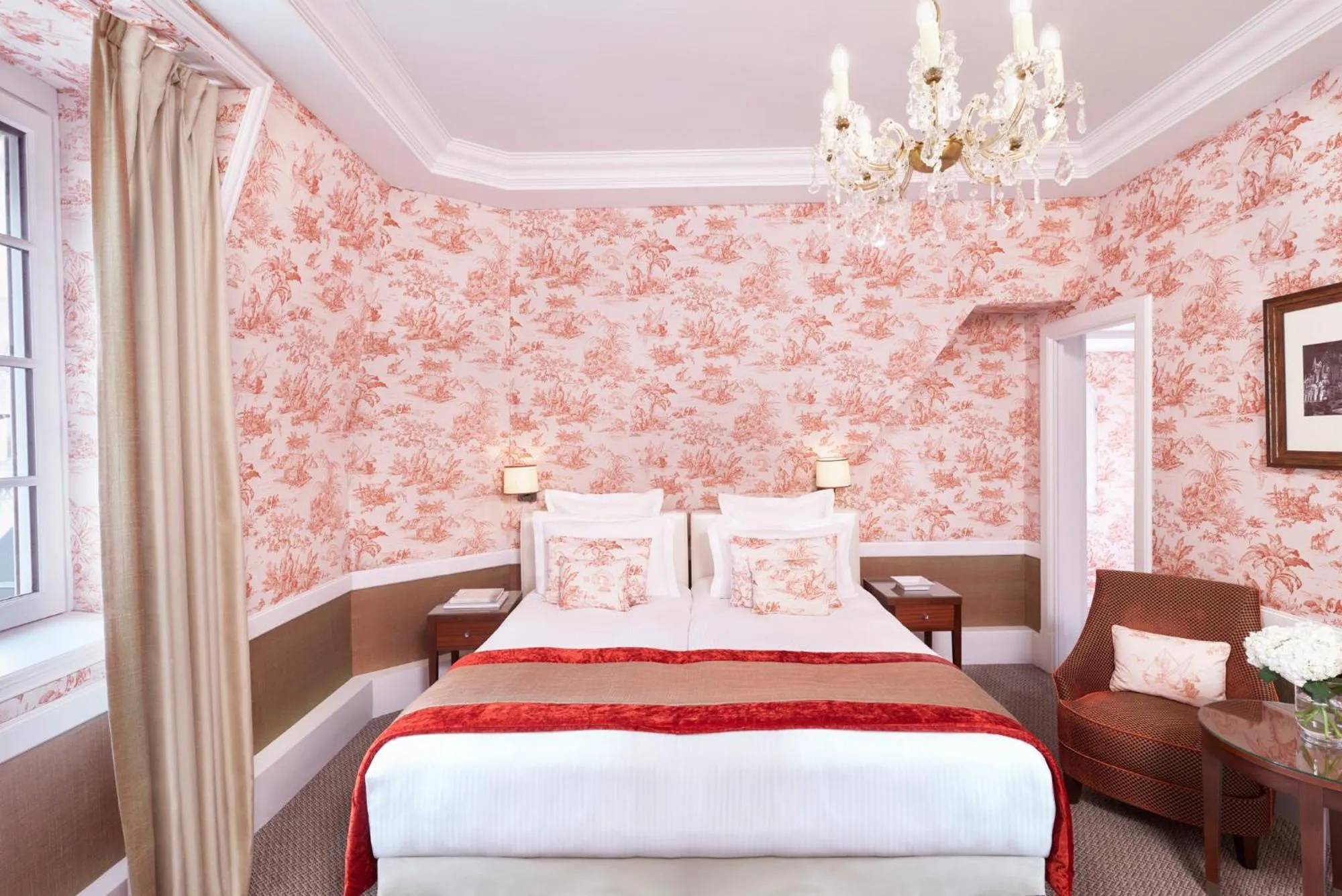 Bedroom, Bed in Hôtel Barrière Le Normandy