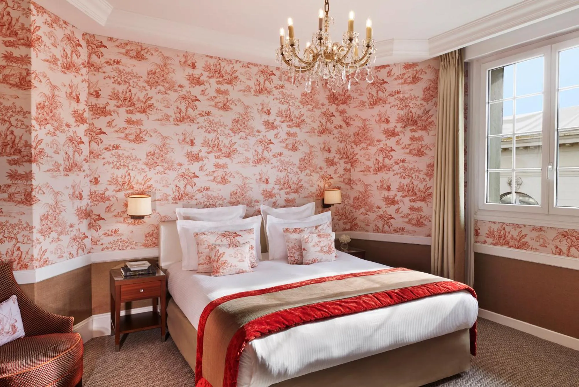 Bedroom, Bed in Hôtel Barrière Le Normandy